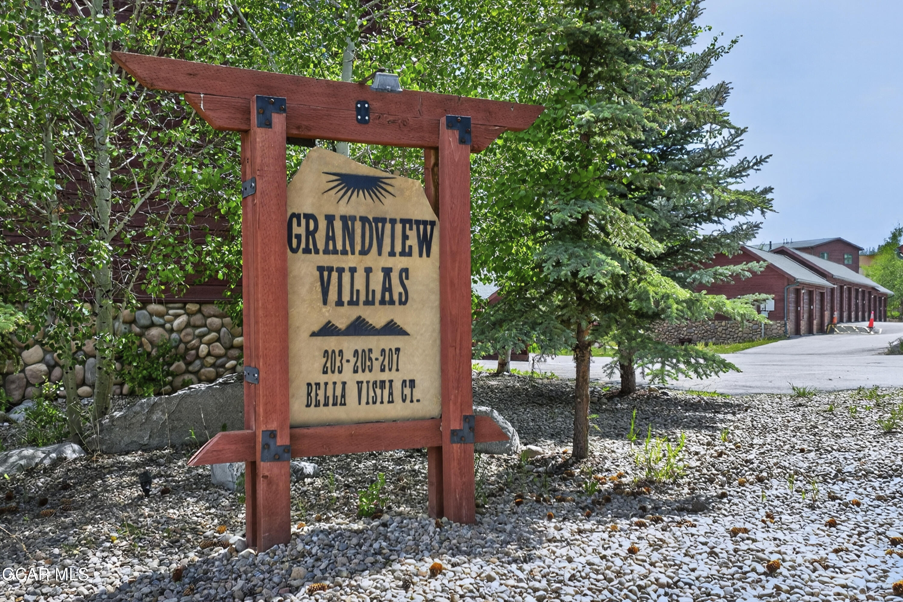 207 Bella Vista Court Grand Lake CO 80447