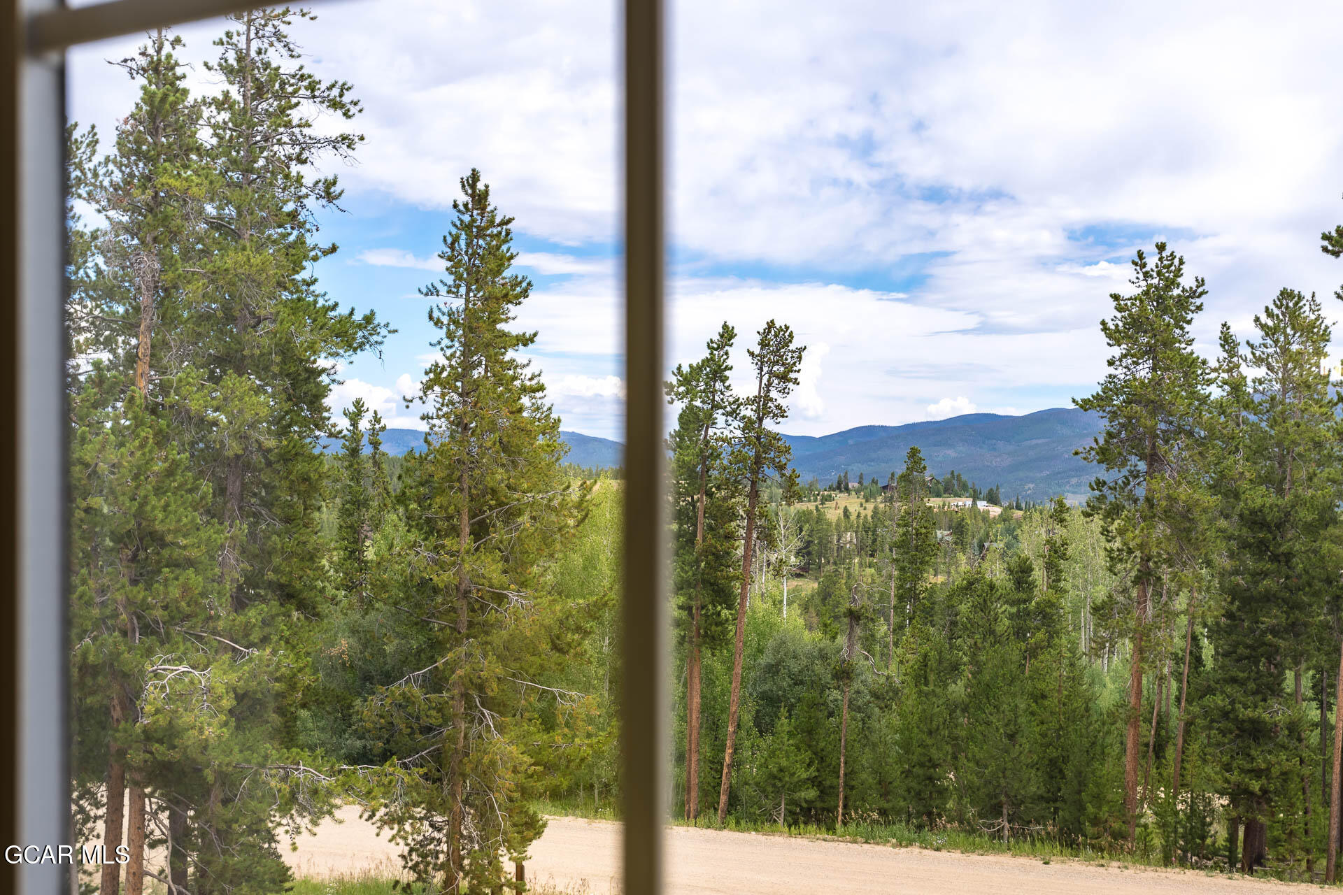 200 GCR 8344 Fraser CO 80442