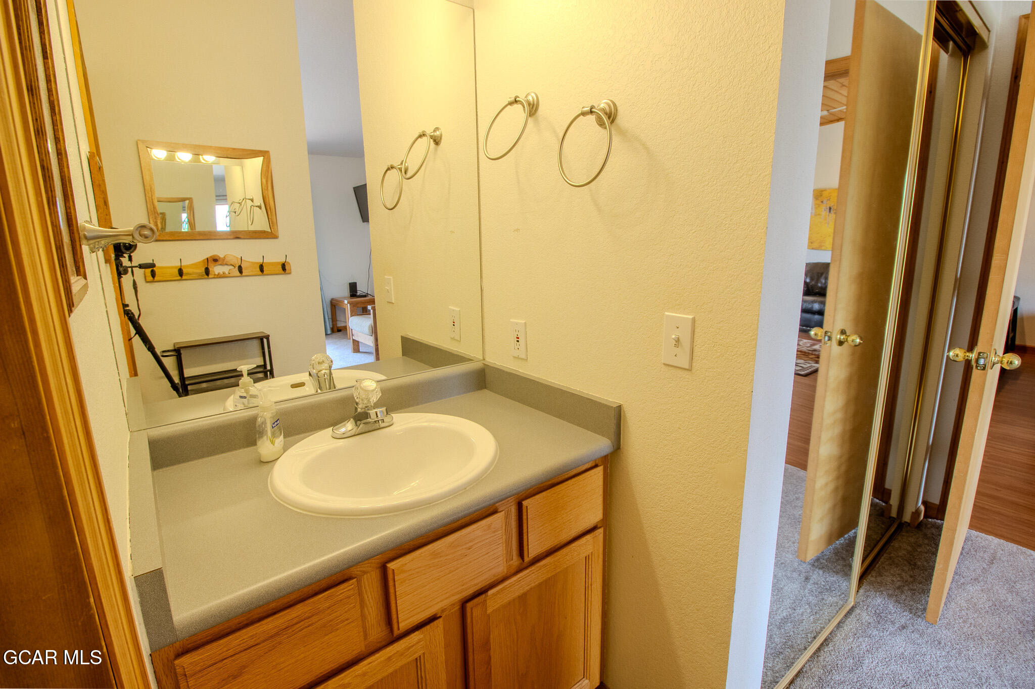 275 GCR 4421 Grand Lake CO 80447