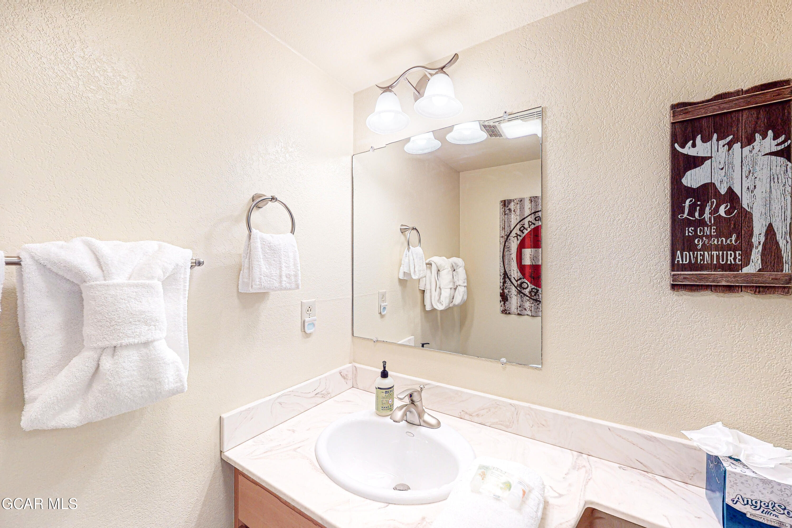 227 Lake Drive Granby CO 80446