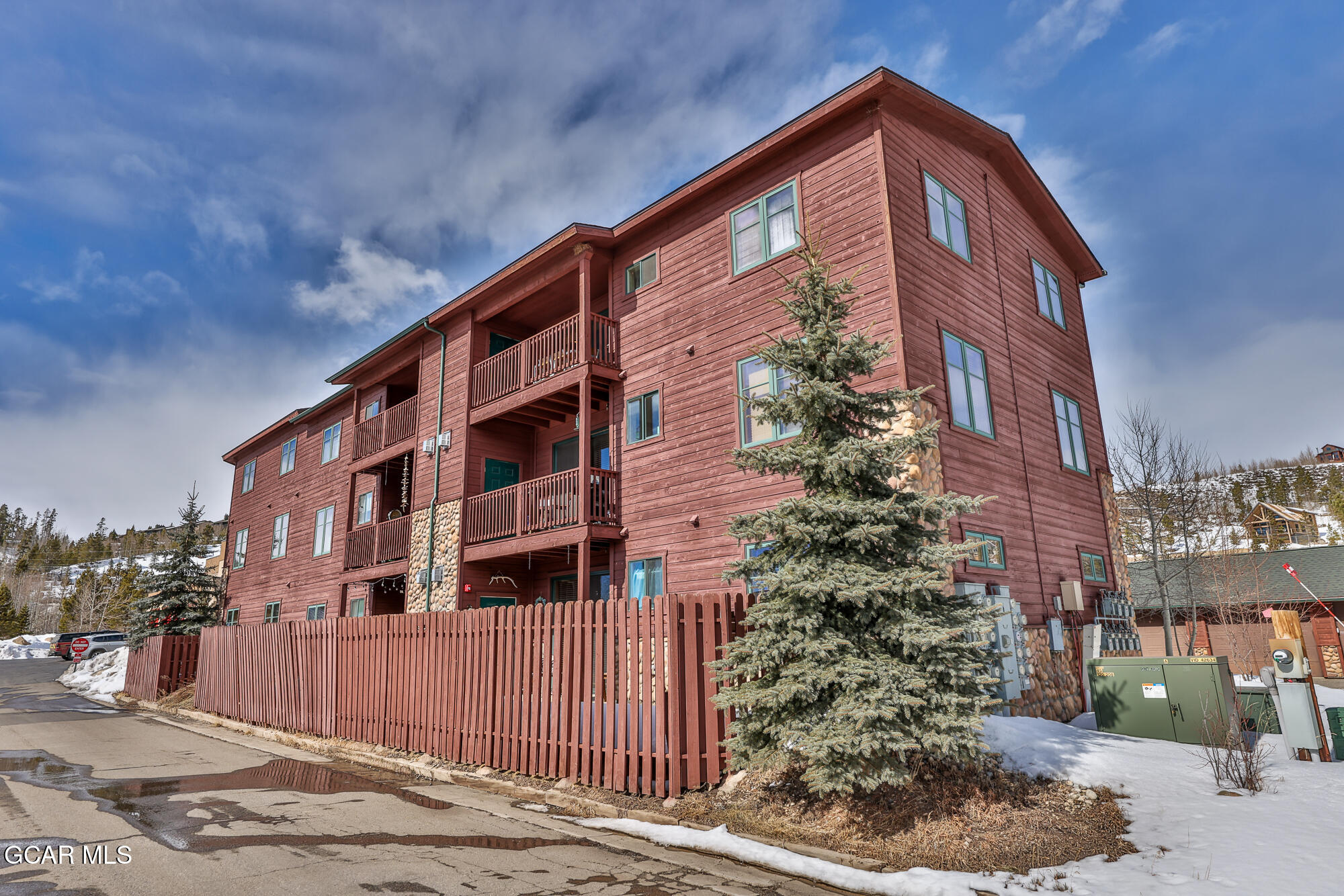 203 Bella Vista Court Grand Lake CO 80447