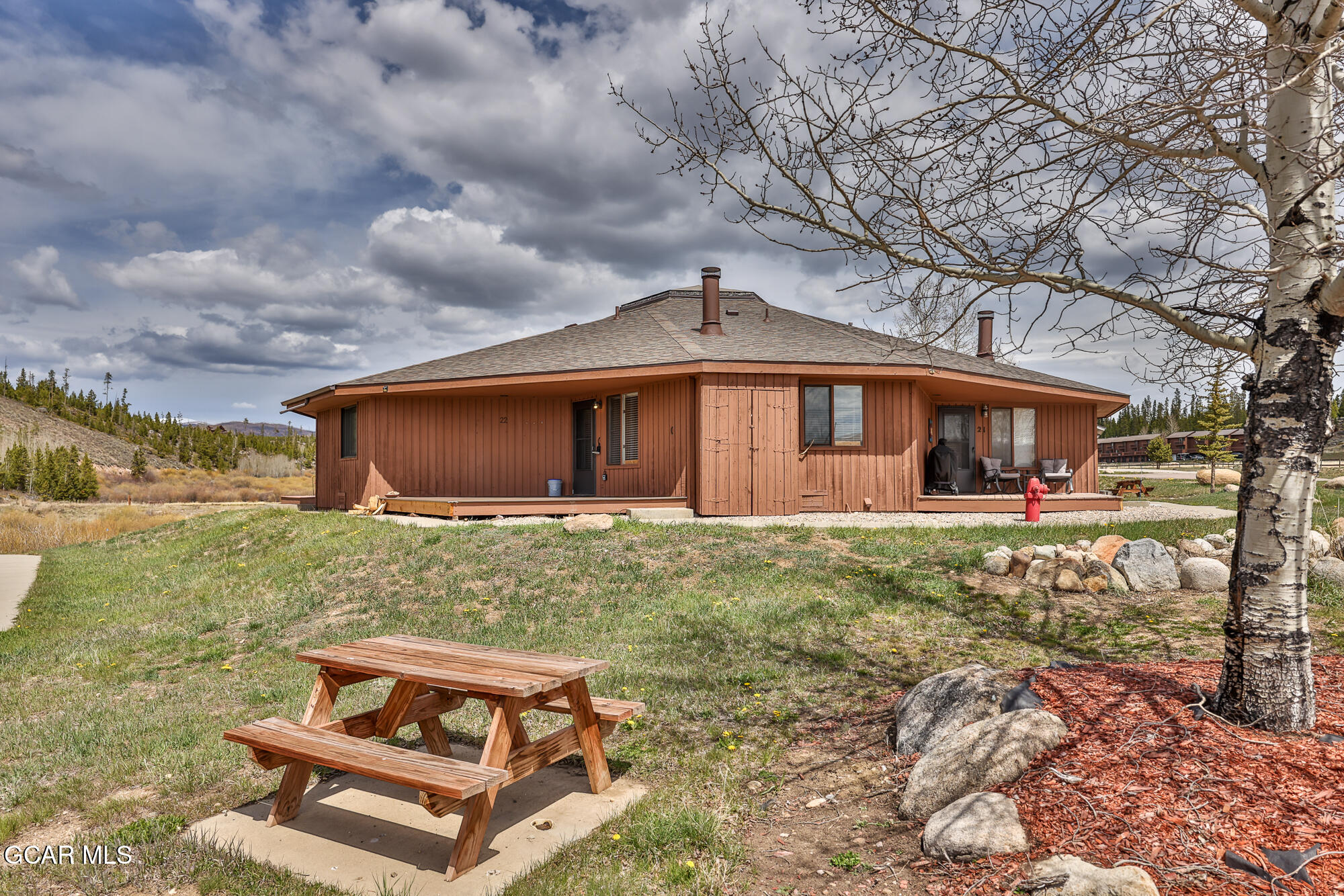 105 GCR 4421 Grand Lake CO 80447