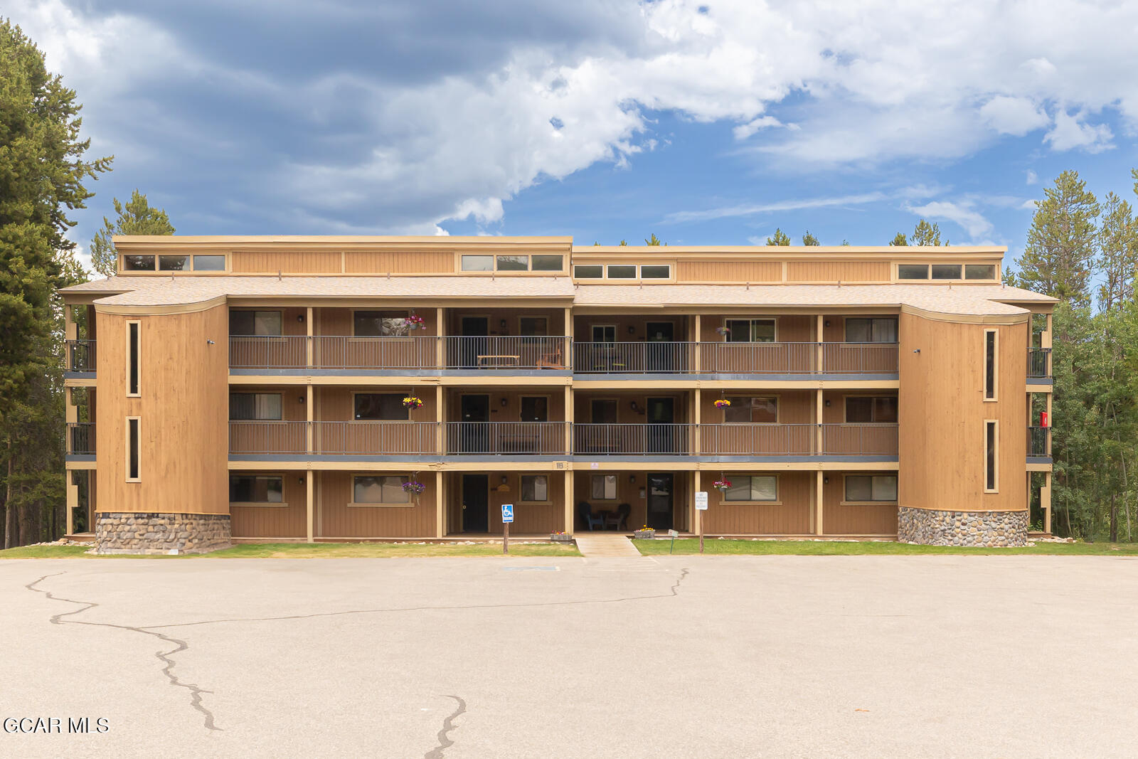 216 GCR 702 #18-101 Winter Park CO 80482