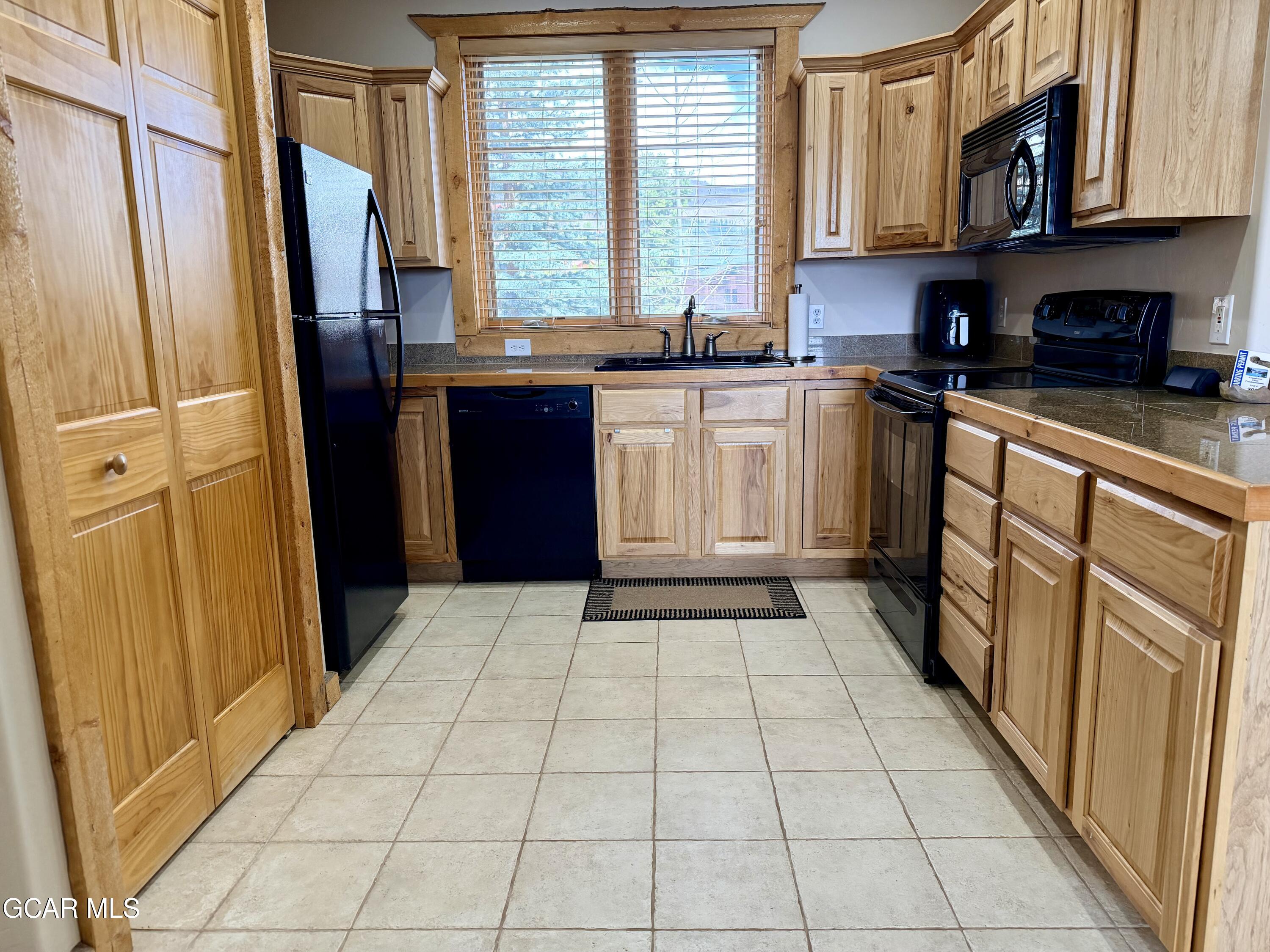 203 Bella Vista Grand Lake CO 80447