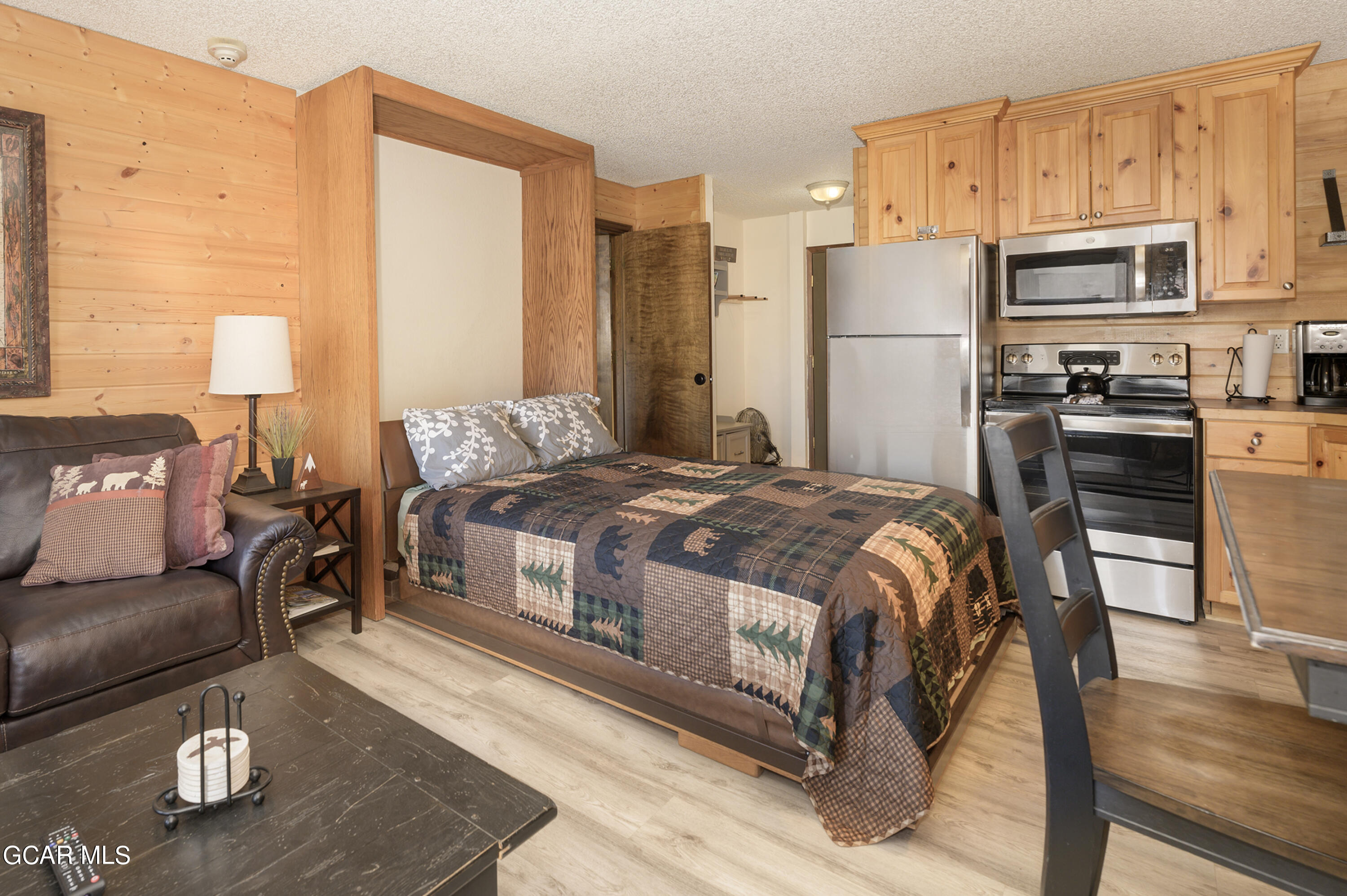 62927 Us Highway 40 (door 547 & 549) Granby CO 80446