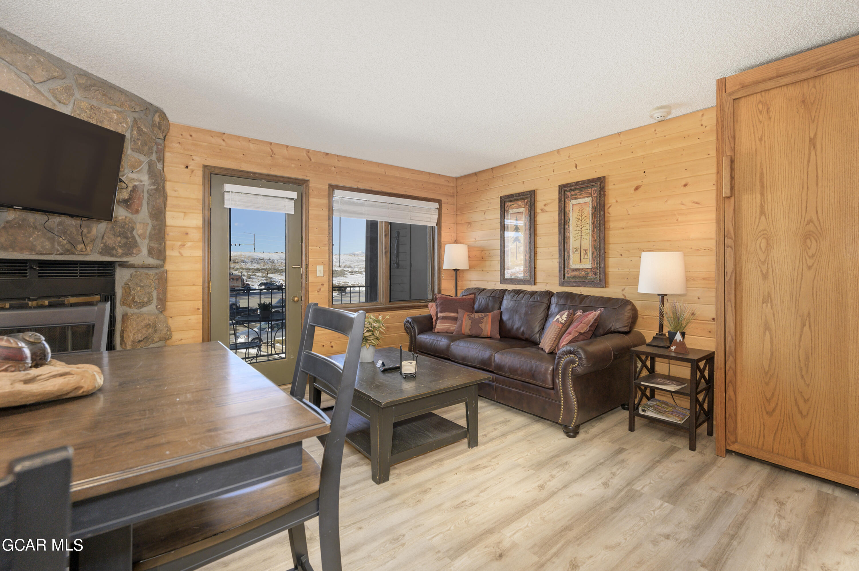 62927 Us Highway 40 (door 547 & 549) Granby CO 80446