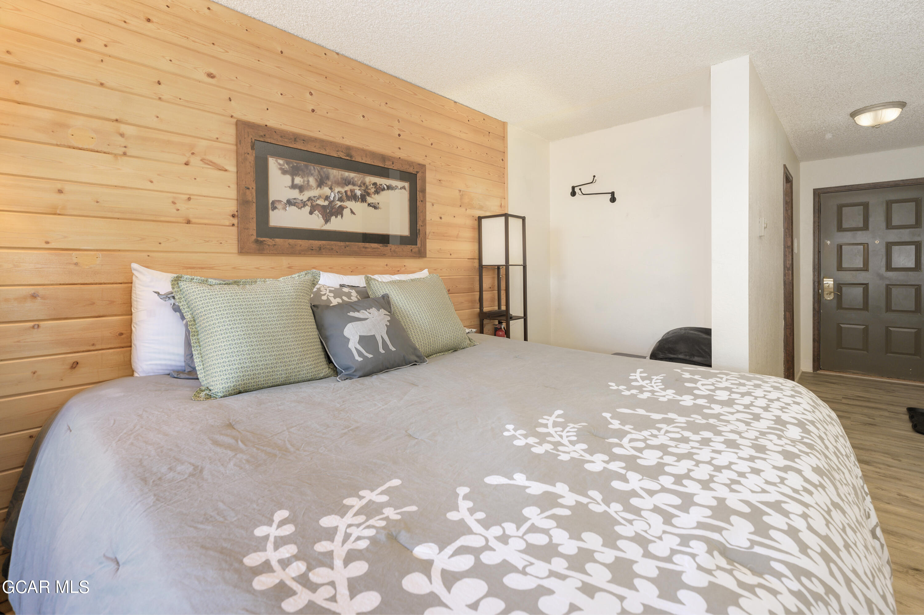 62927 Us Highway 40 (door 547 & 549) Granby CO 80446