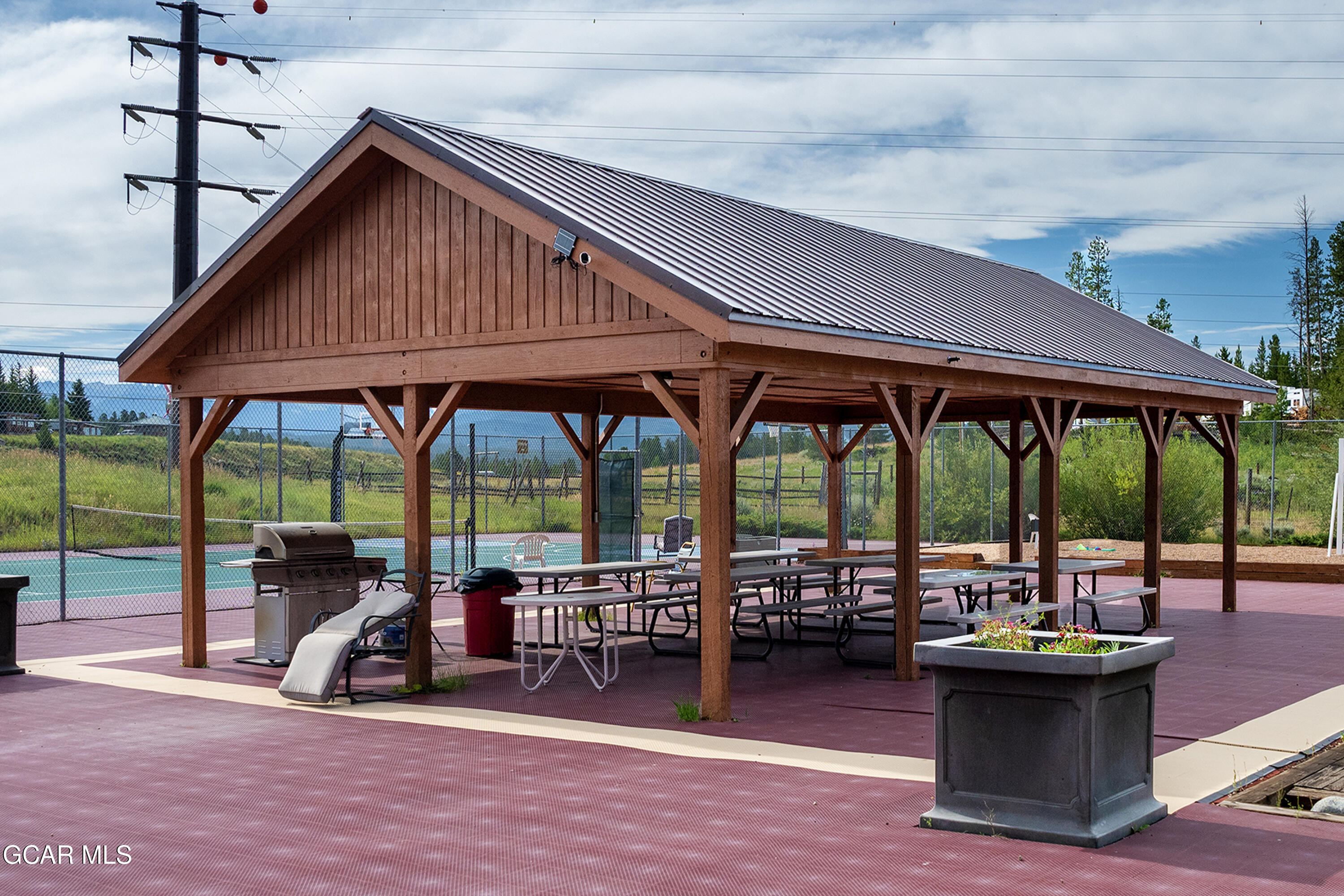 105 GCR 4421 Grand Lake CO 80447