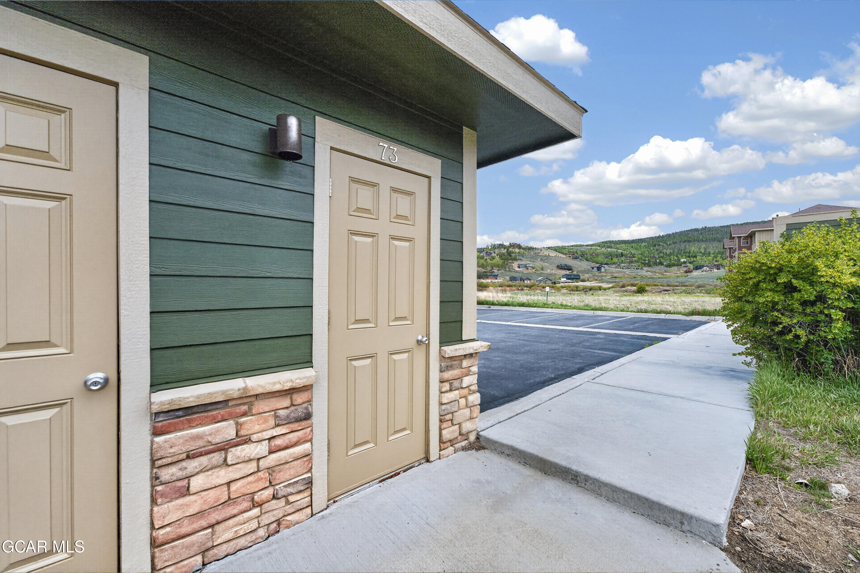 160 Village Granby CO 80446