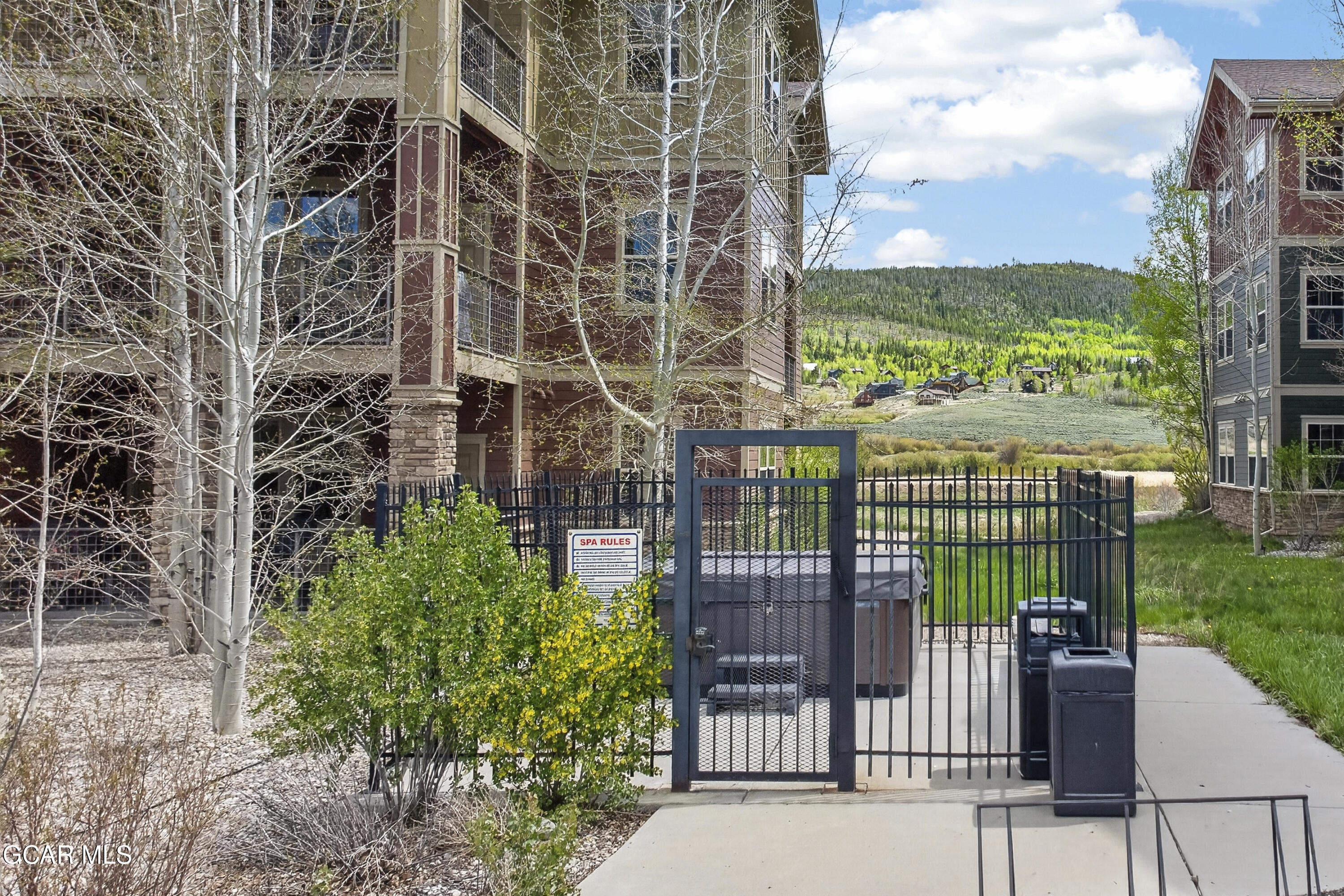 160 Village Granby CO 80446