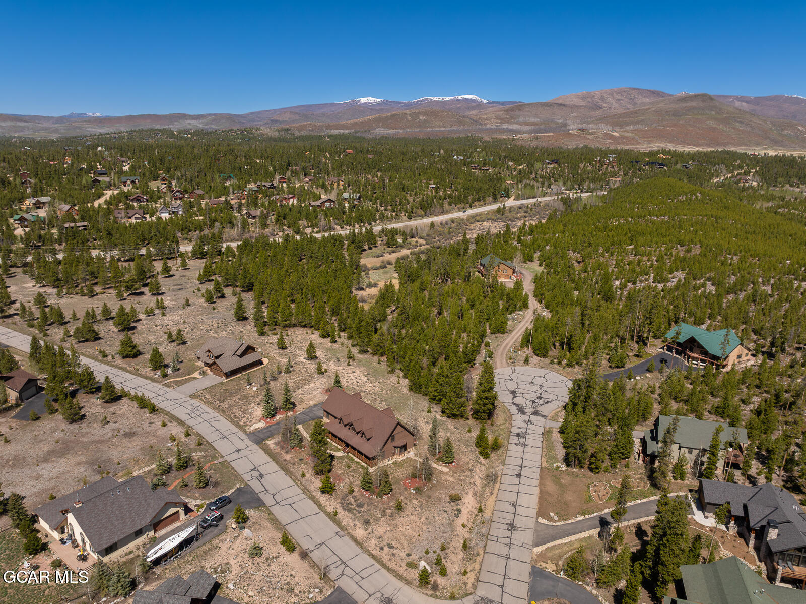 38 GCR 6621 Grand Lake CO 80447
