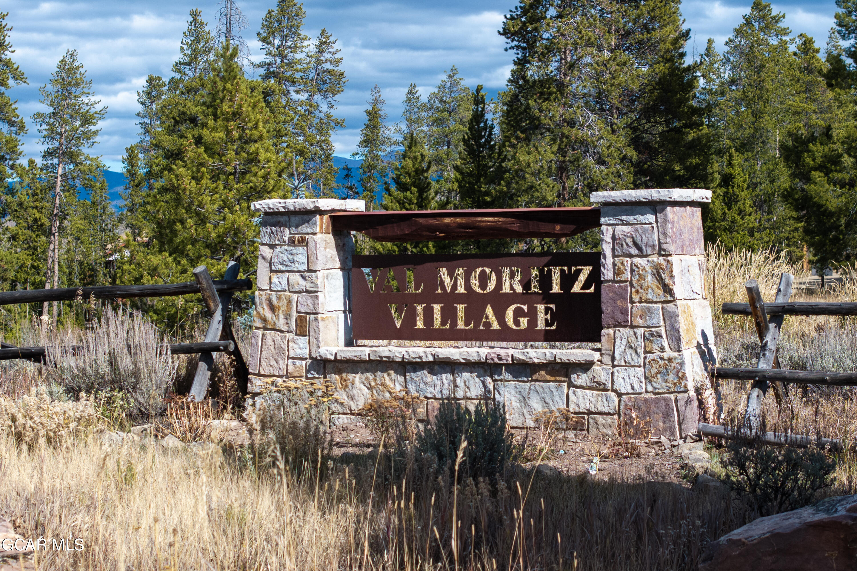 1369 GCR 881 Granby CO 80446