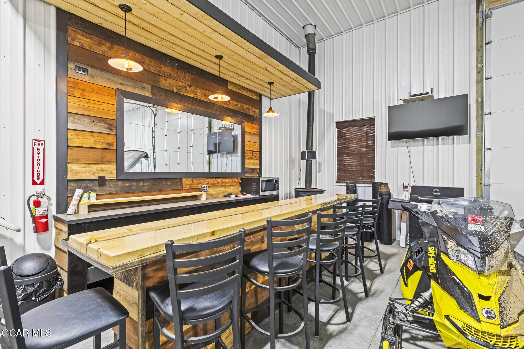 569 GCR 408 Granby CO 80446