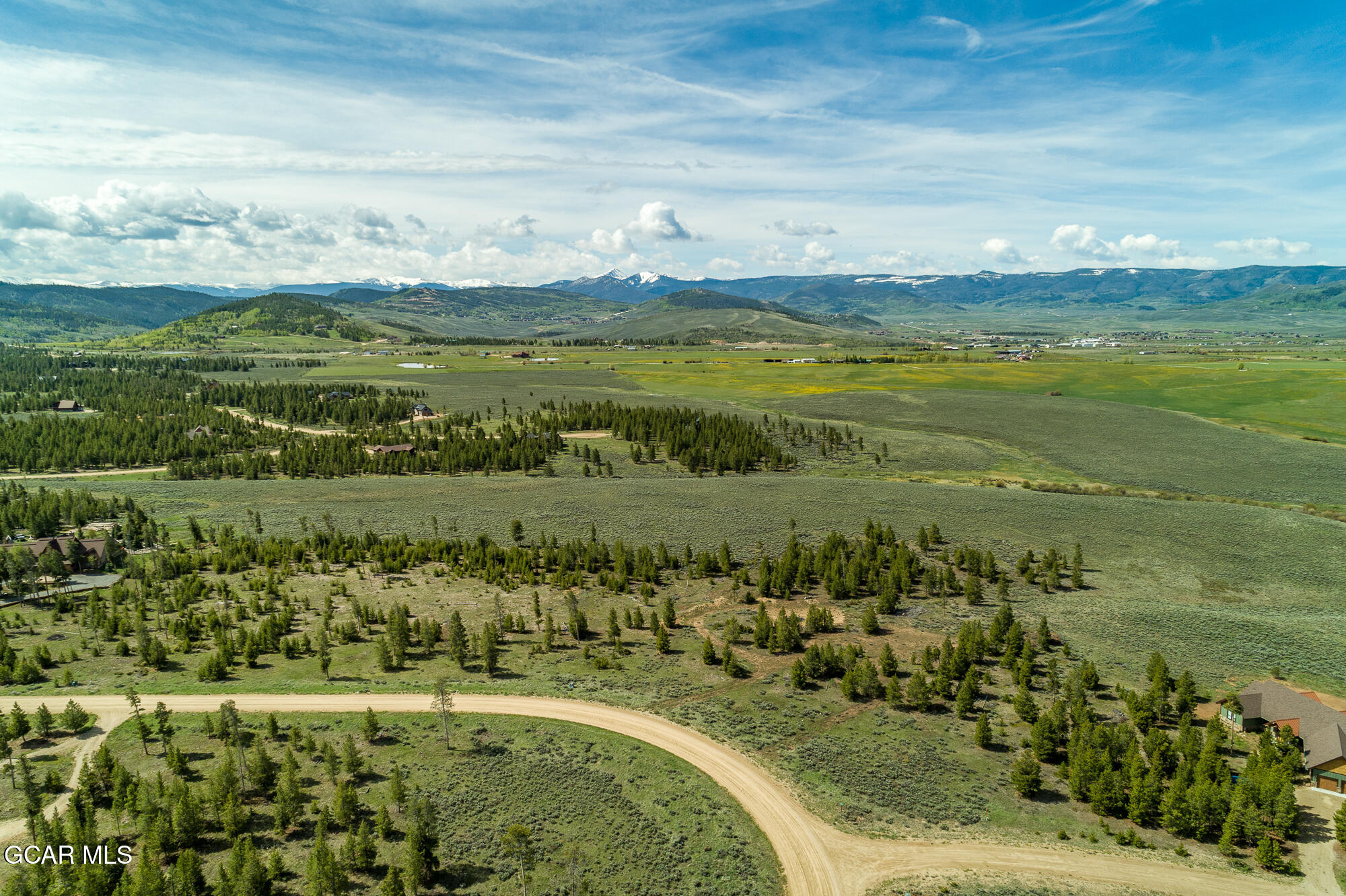 1086 GCR 6236n Granby CO 80446