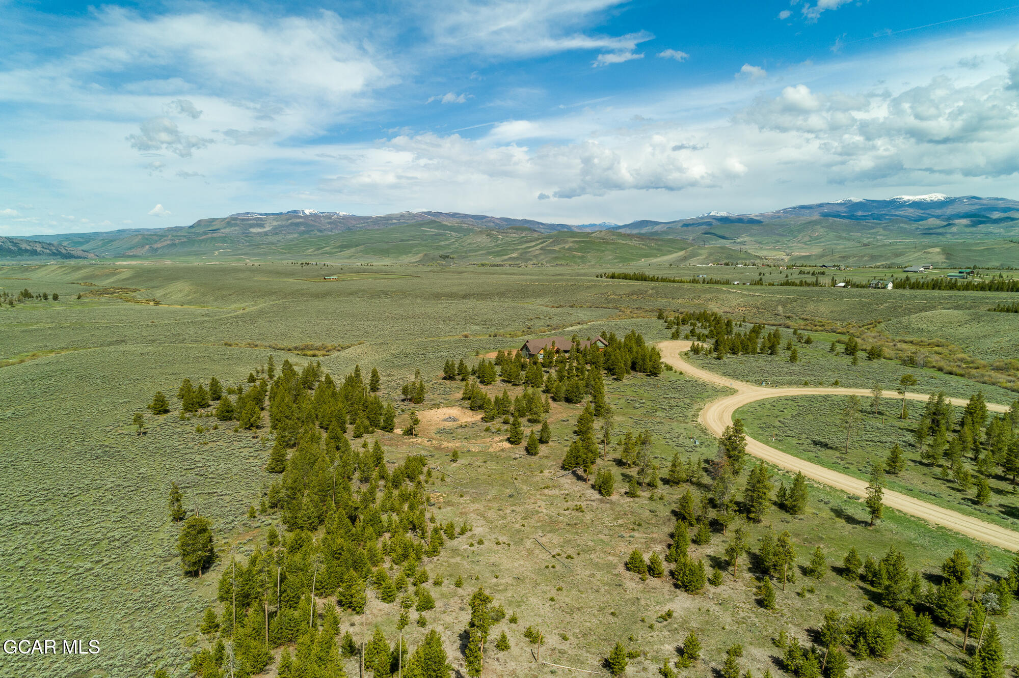 1086 GCR 6236n Granby CO 80446