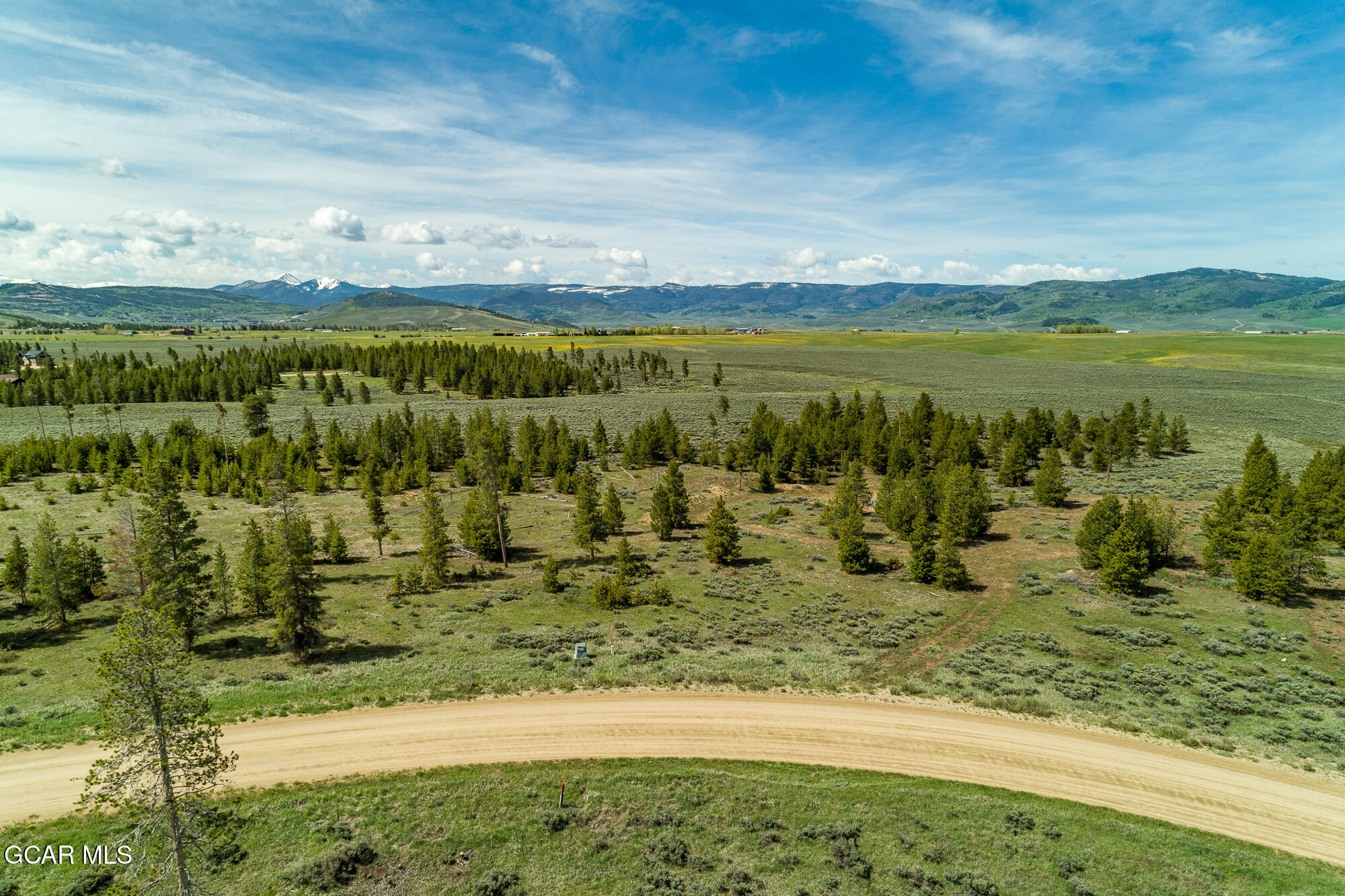 1086 GCR 6236n Granby CO 80446