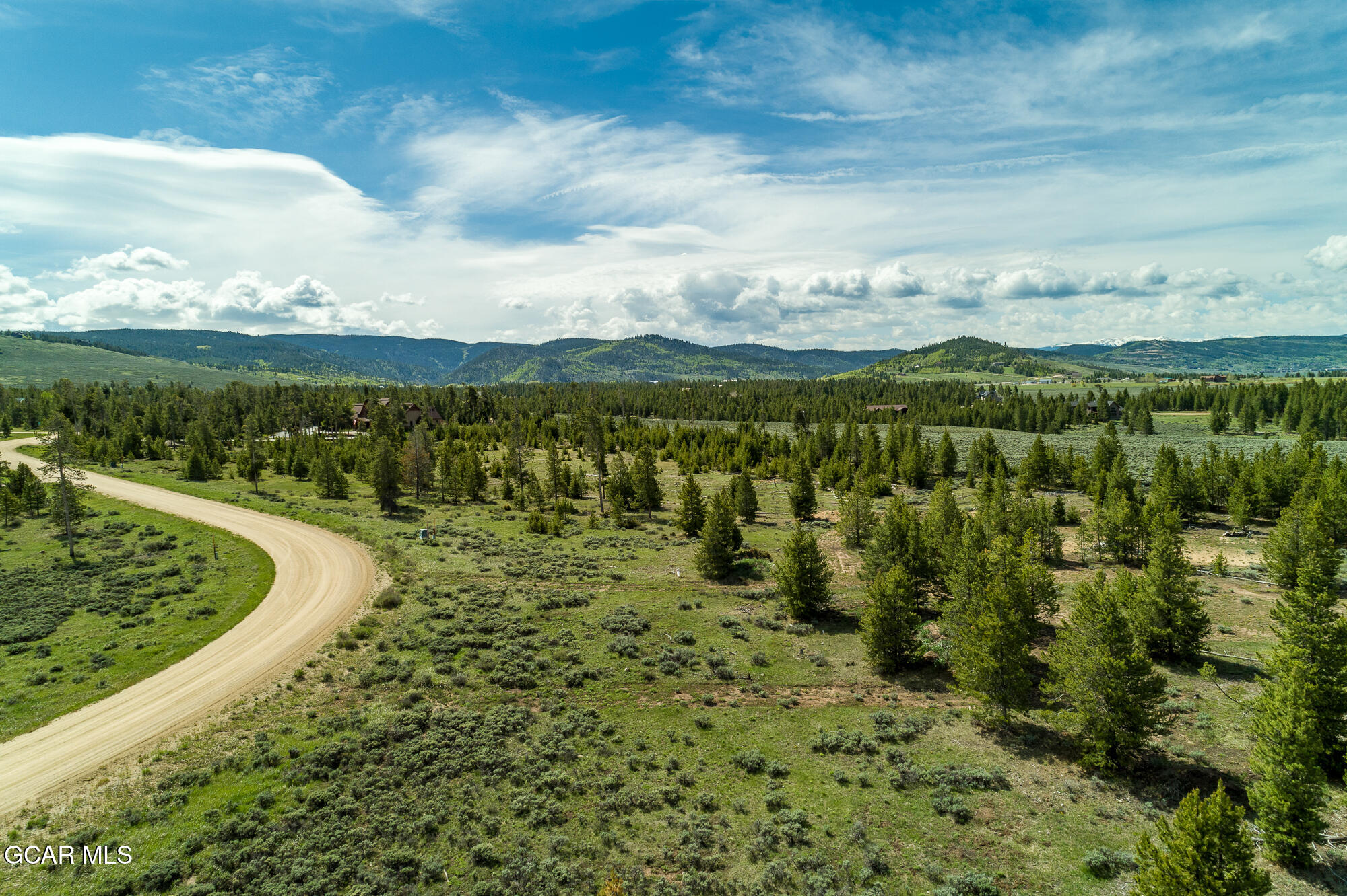 1086 GCR 6236n Granby CO 80446
