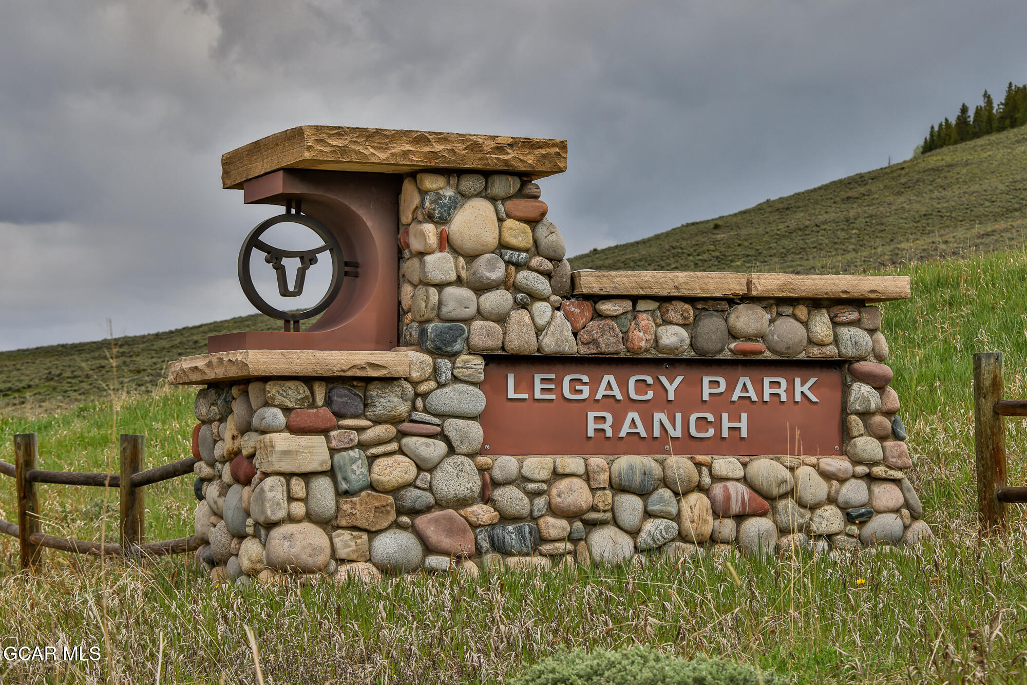 1086 GCR 6236n Granby CO 80446