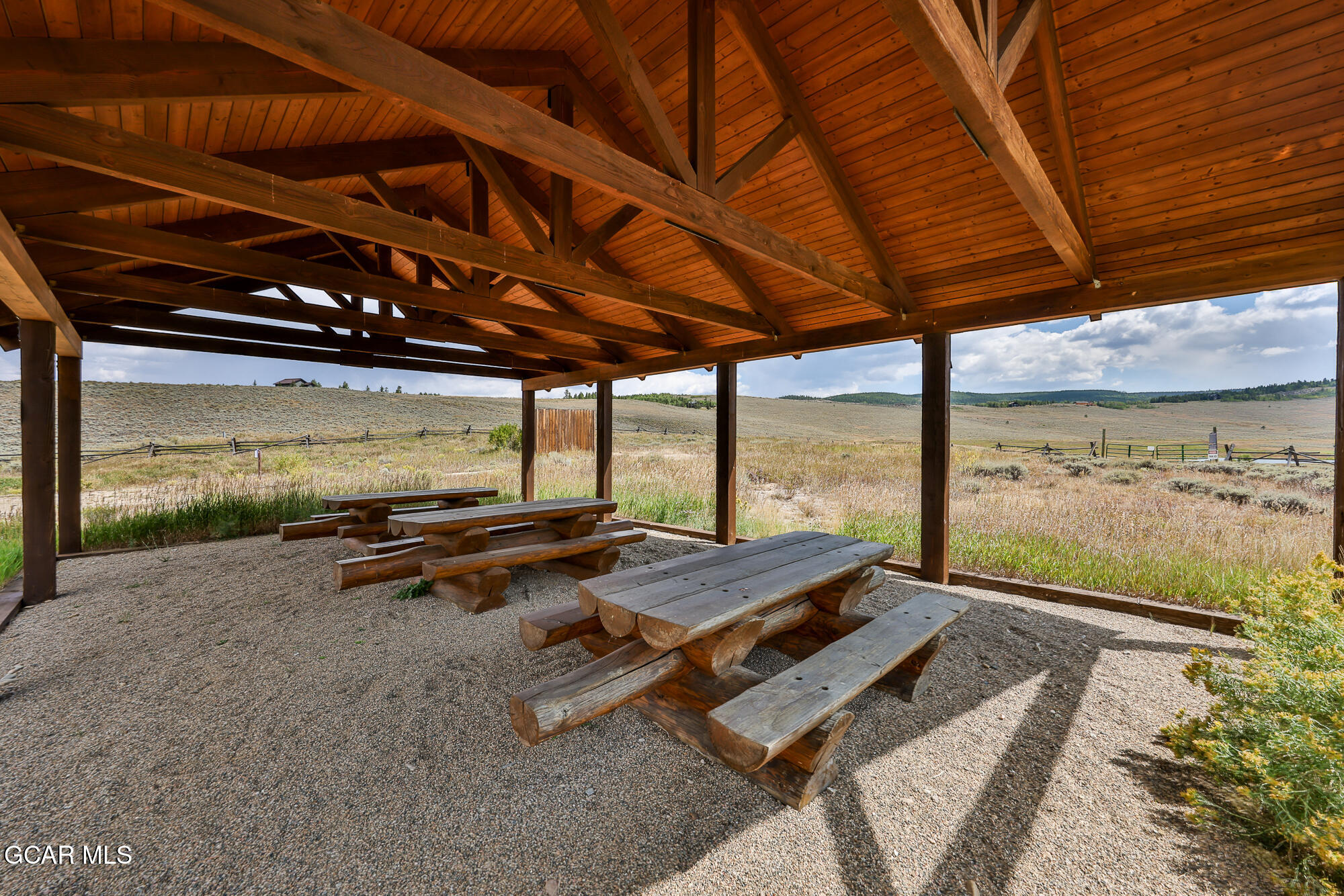 1086 GCR 6236n Granby CO 80446