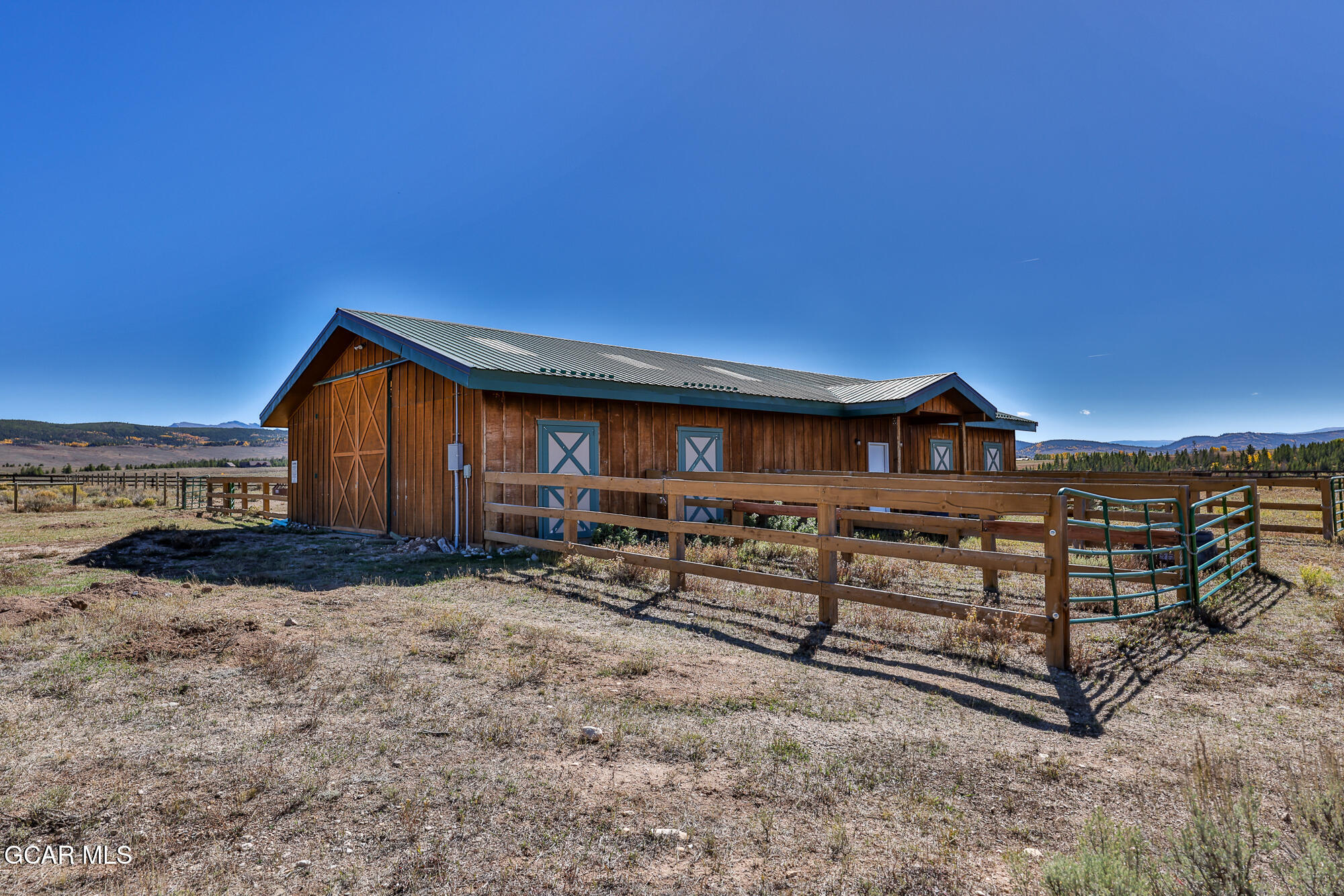 1086 GCR 6236n Granby CO 80446