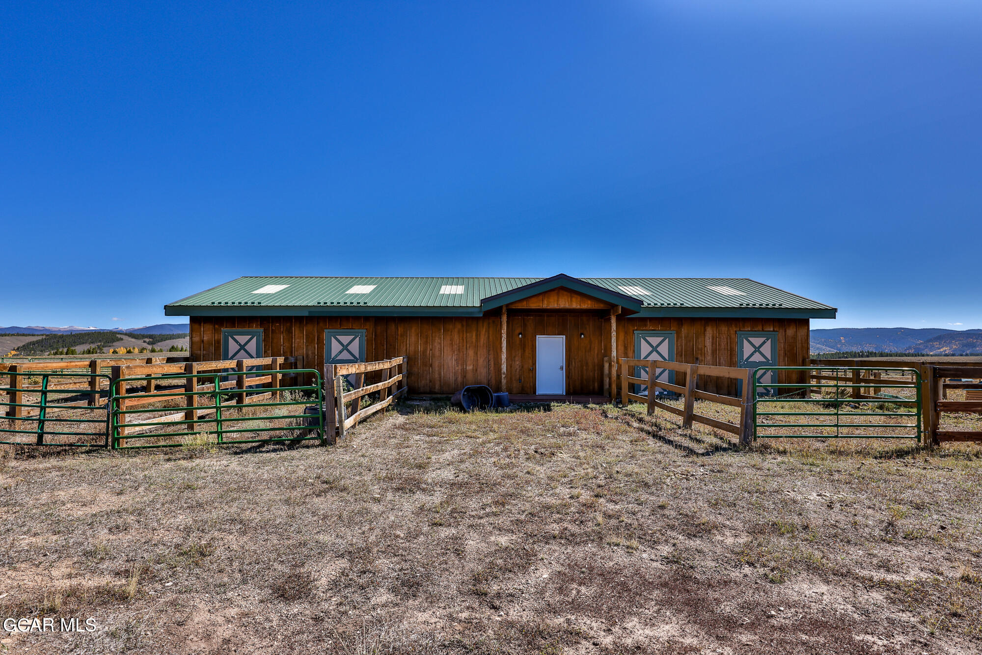 1086 GCR 6236n Granby CO 80446