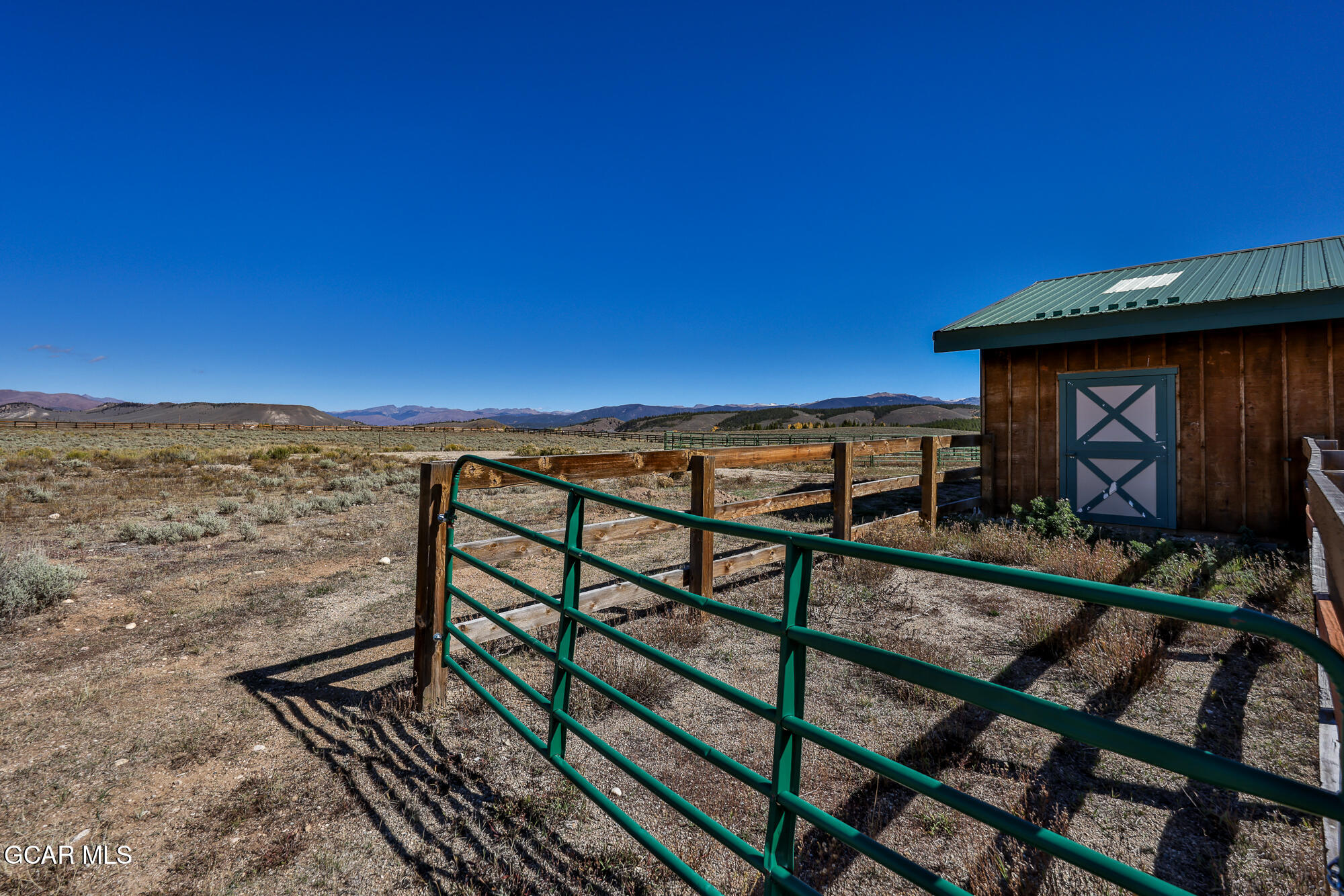 1086 GCR 6236n Granby CO 80446