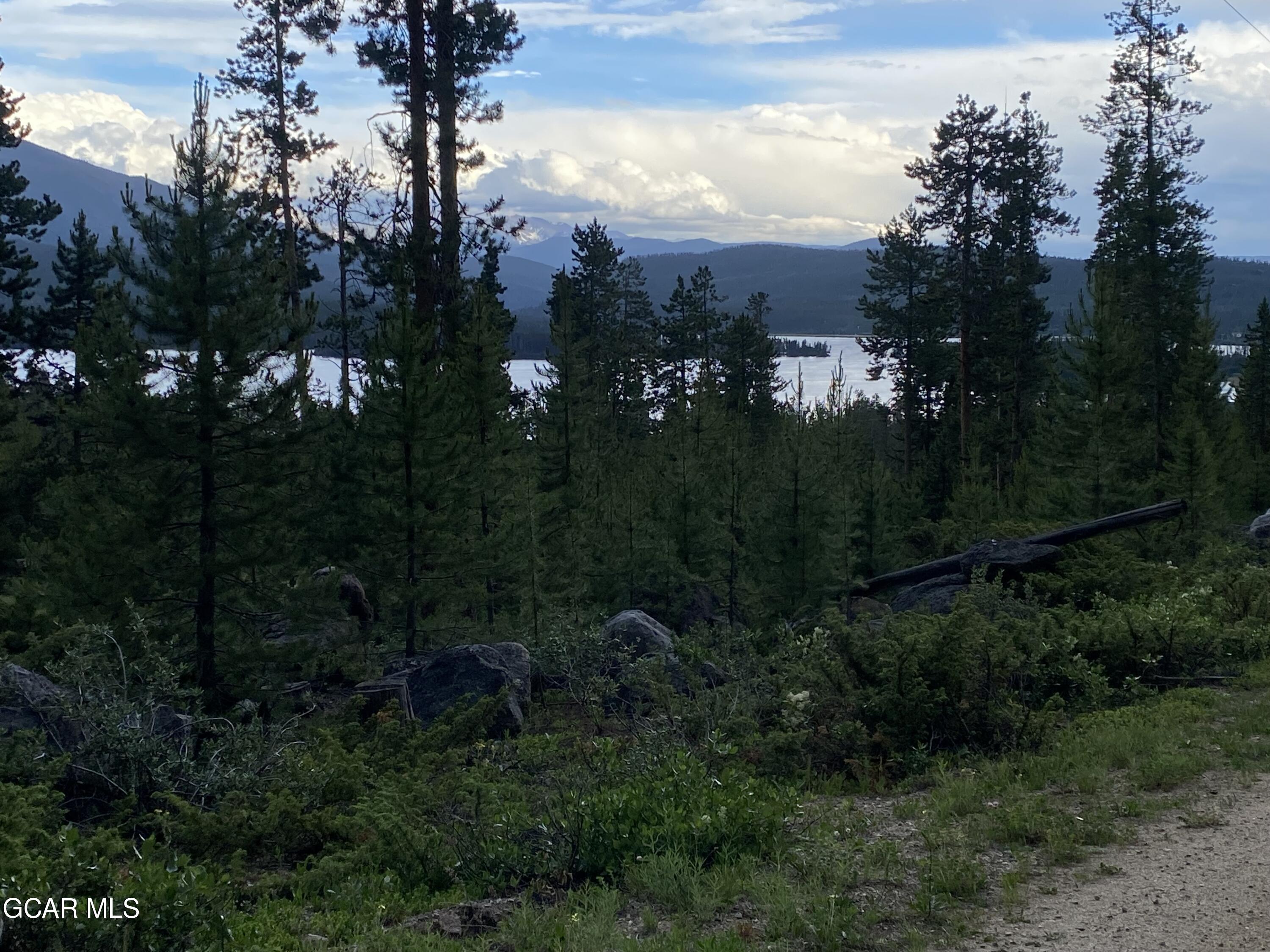 54 GCR 4658 Grand Lake CO 80447