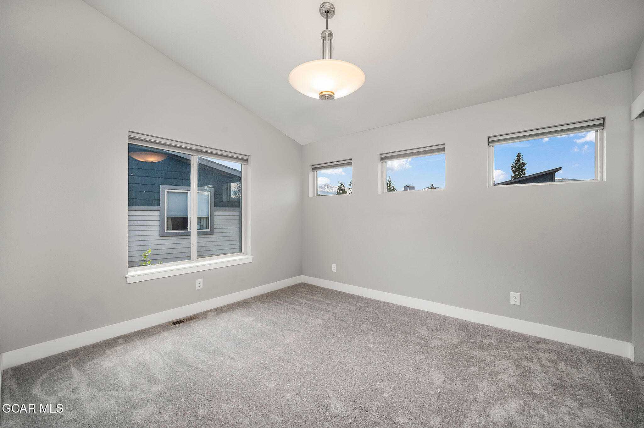 37 Kingfisher Fraser CO 80442