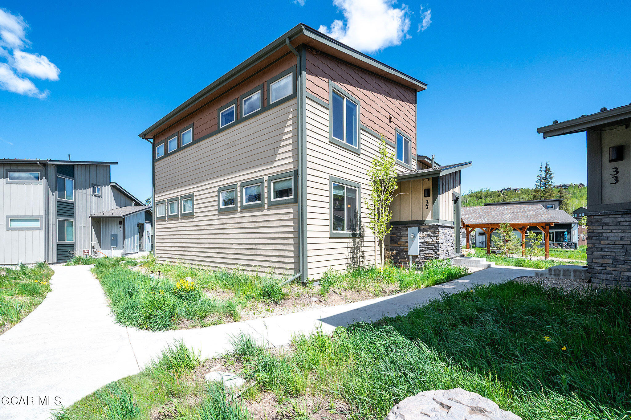 37 Kingfisher Fraser CO 80442