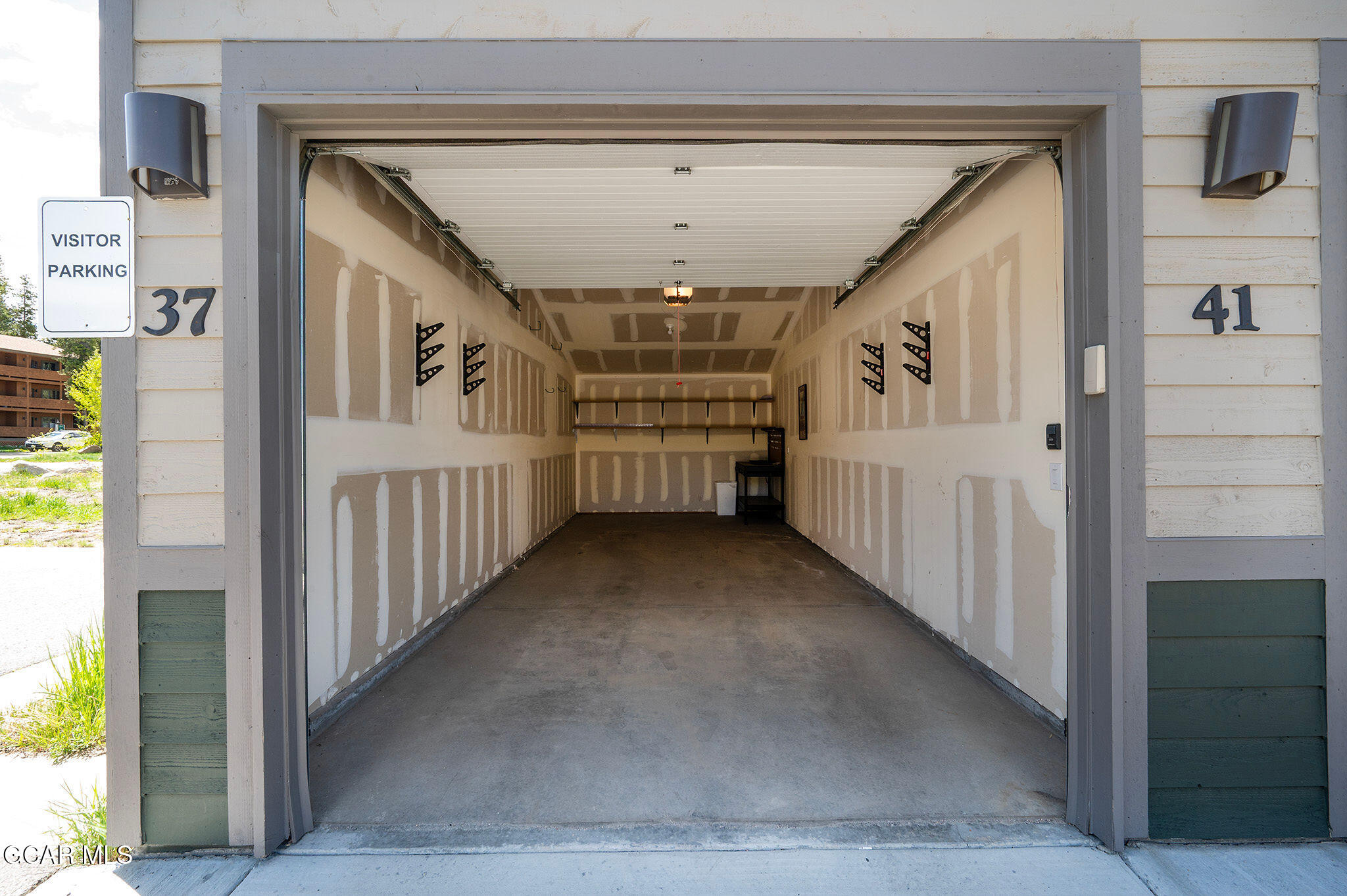 37 Kingfisher Fraser CO 80442