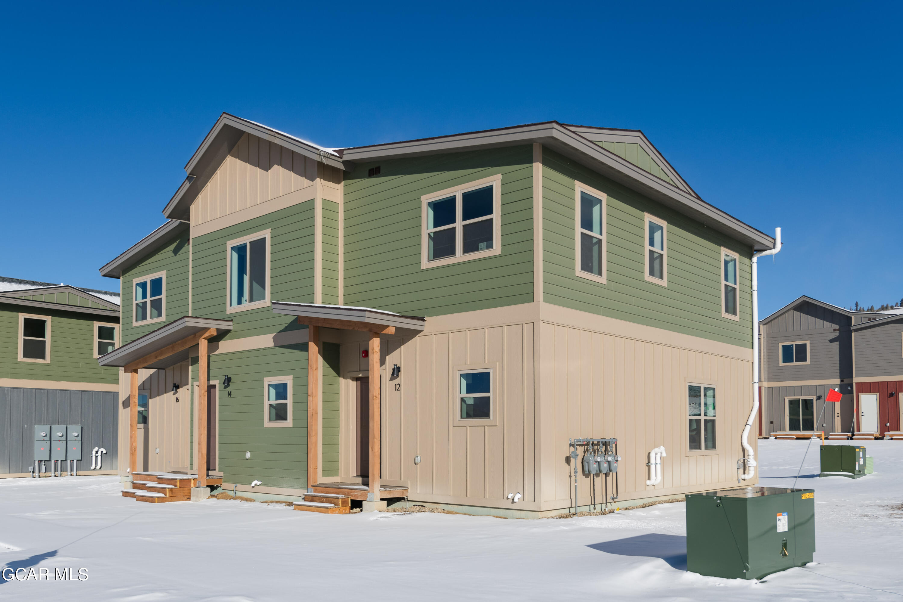 12 Hackamore Granby CO 80446