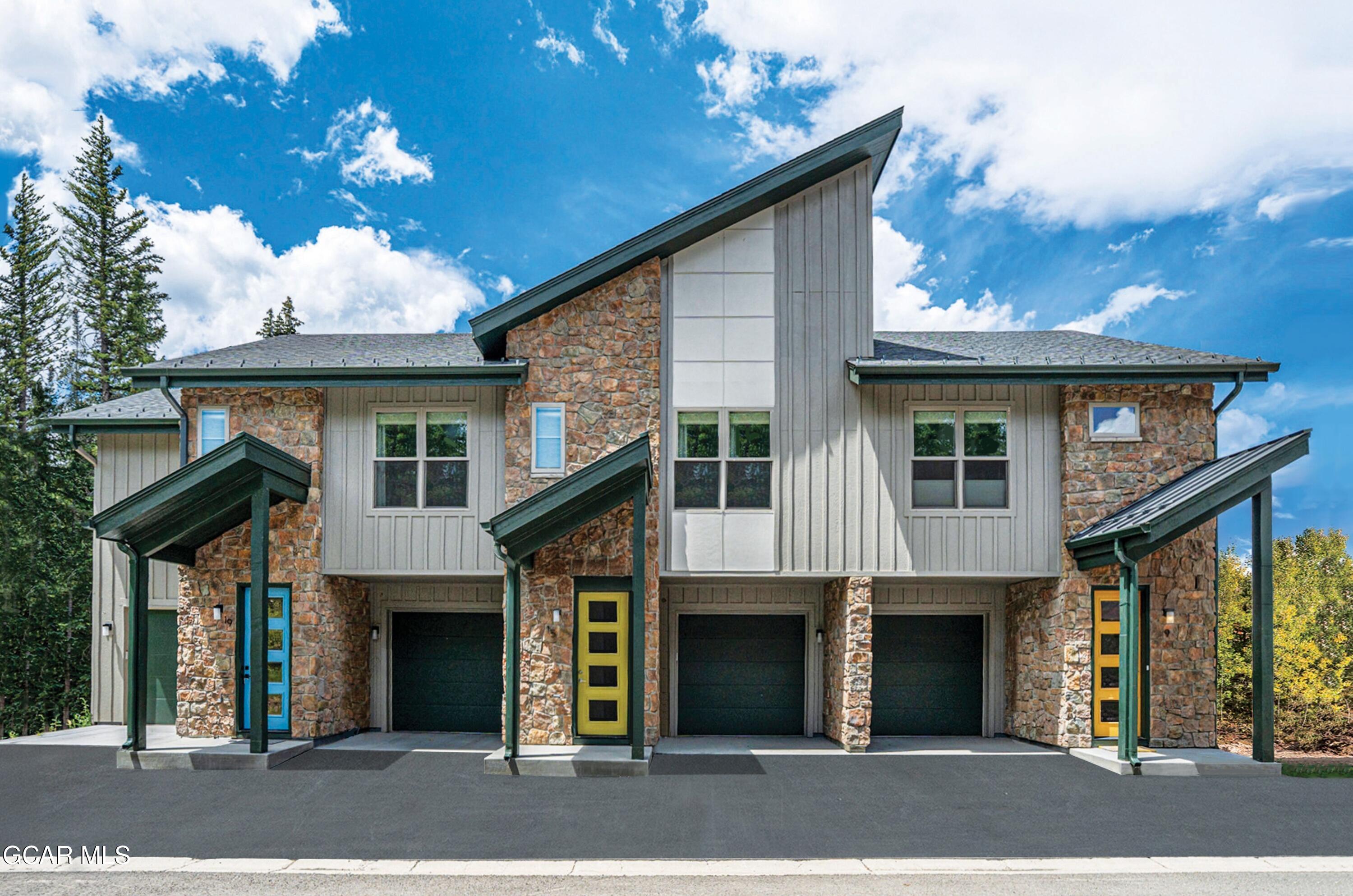 15 Explorers Avenue Fraser CO 80442