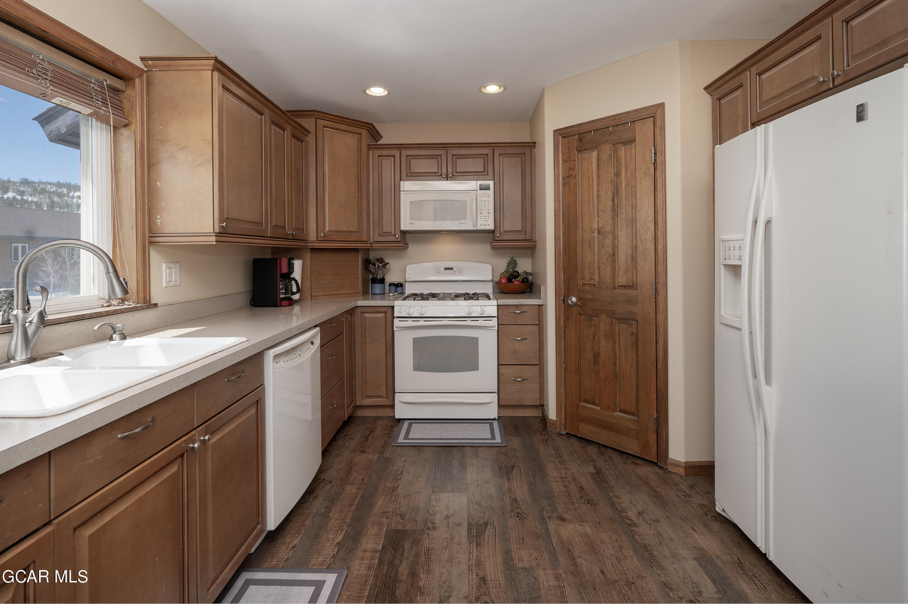 516 East Moffat Avenue Hot Sulphur Springs CO 80451