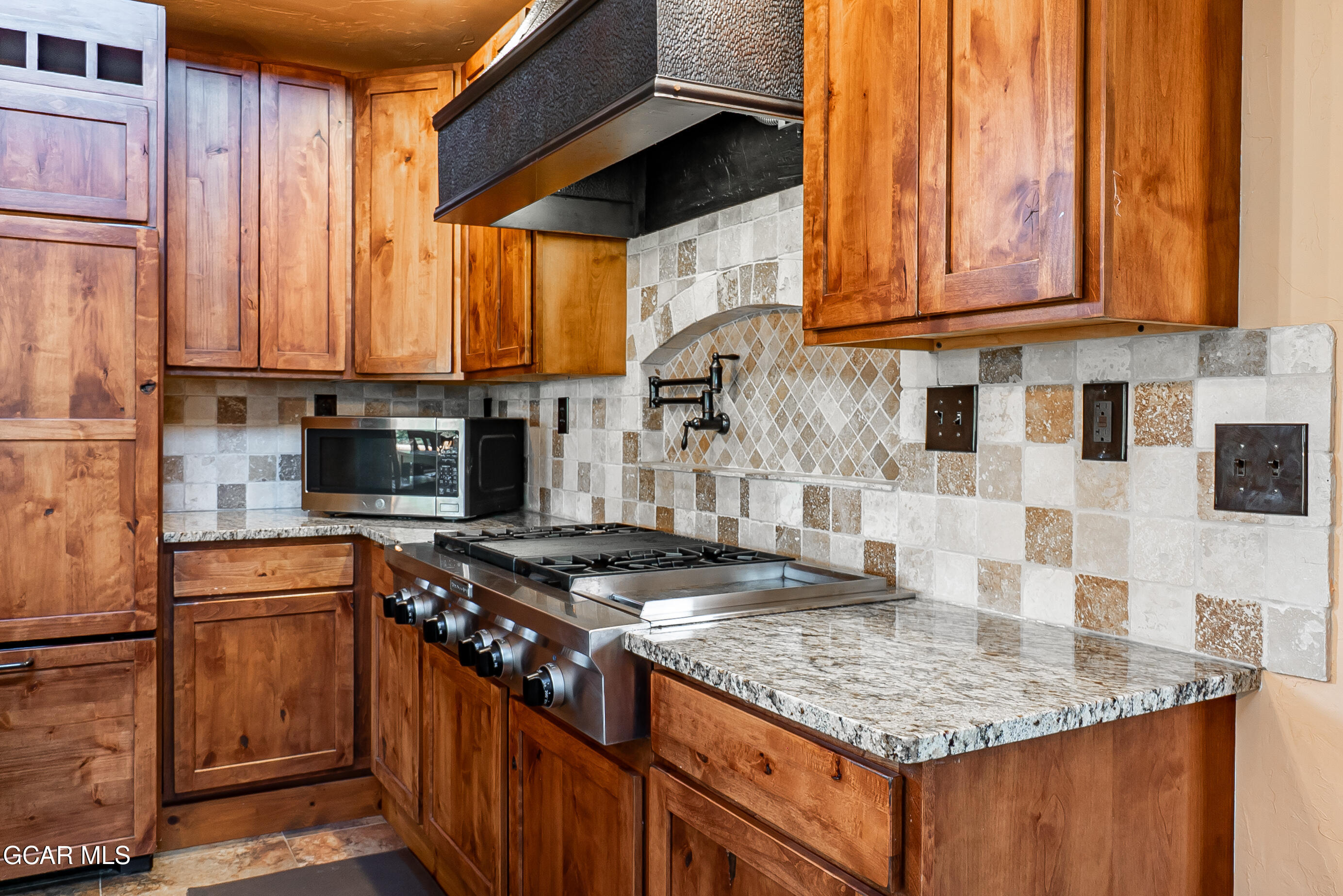 160 GCR 6236n Granby CO 80446