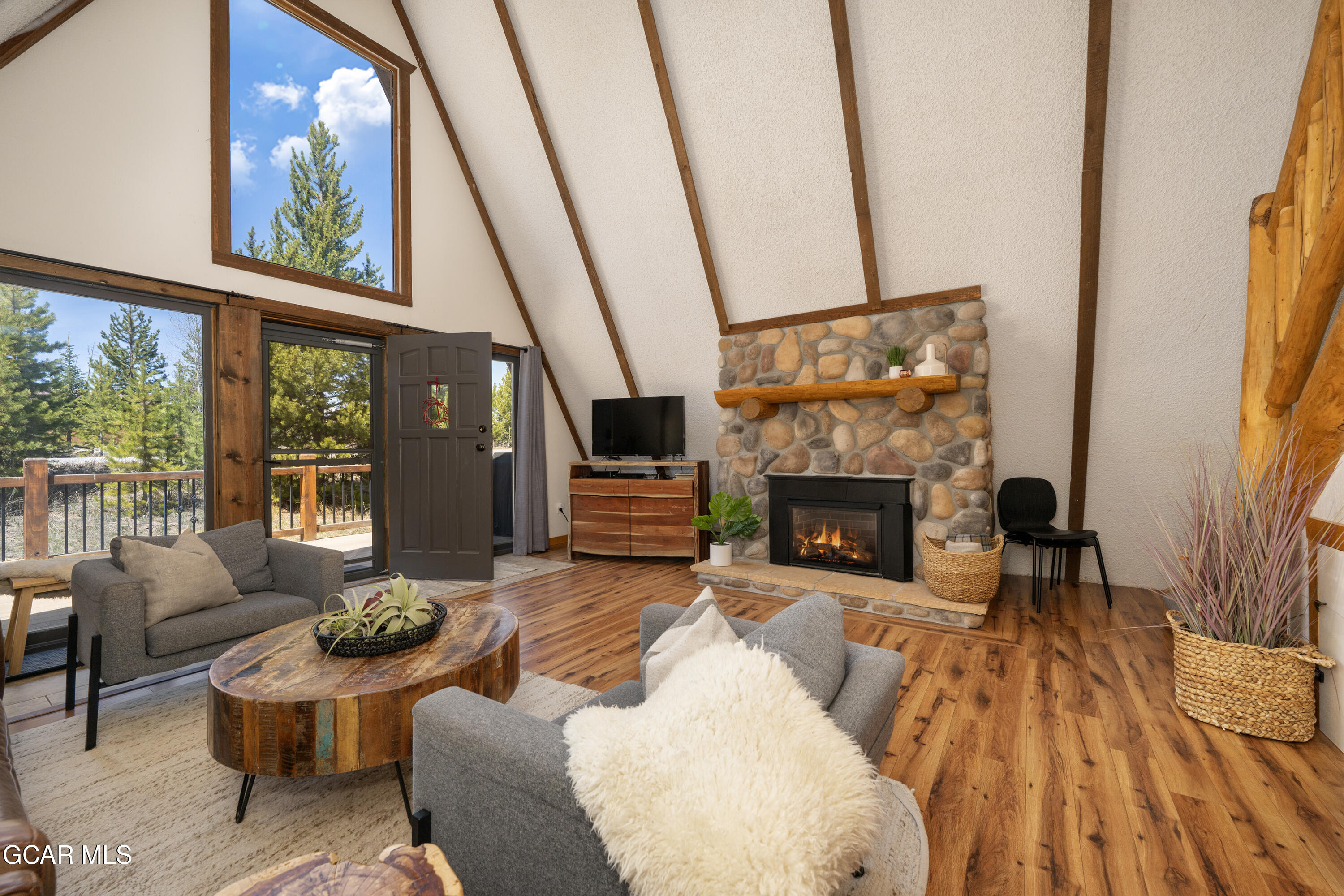 1080 GCR 49 / Western Road Grand Lake CO 80447