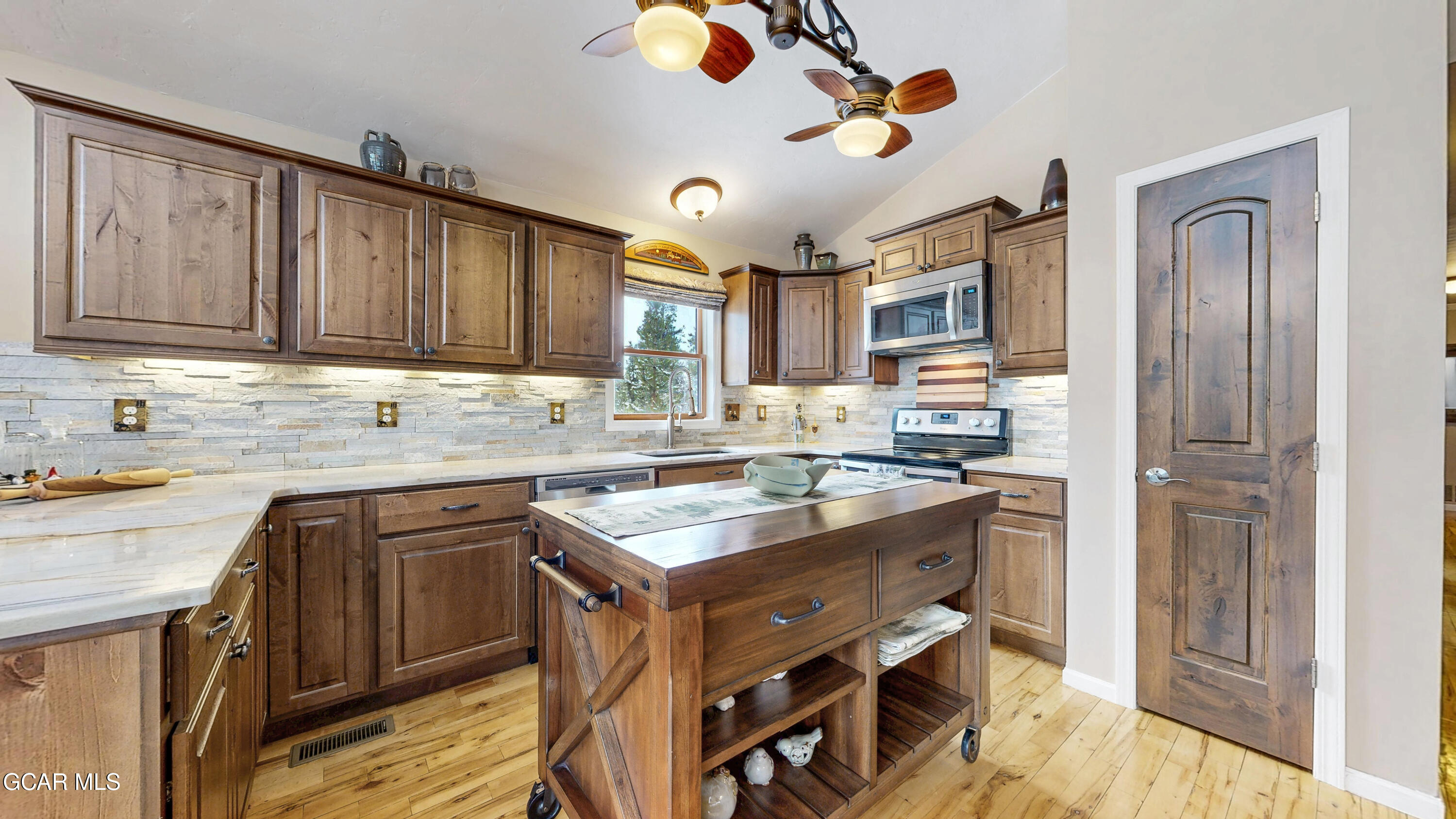 909 Tallaqua Drive Grand Lake CO 80447
