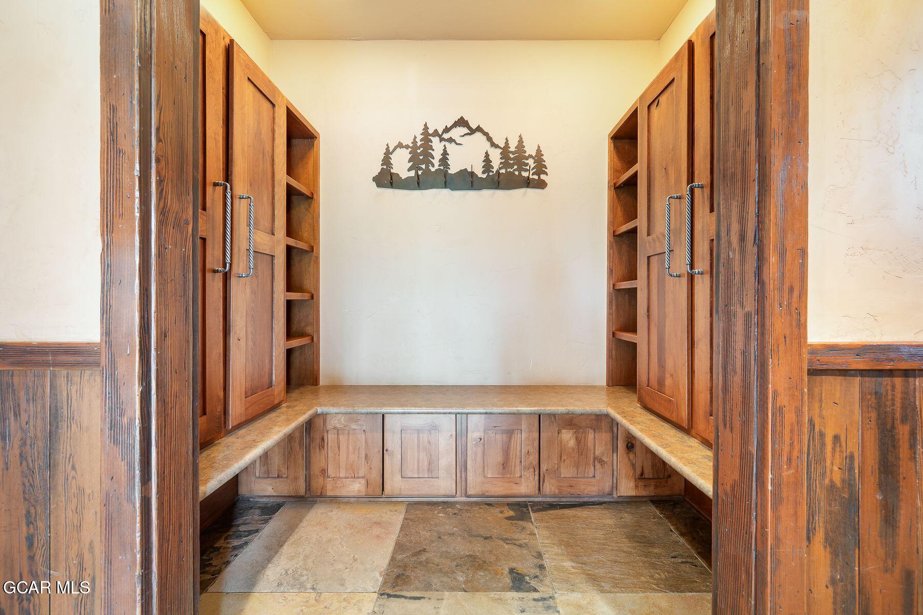 180 GCR 52 Granby CO 80446