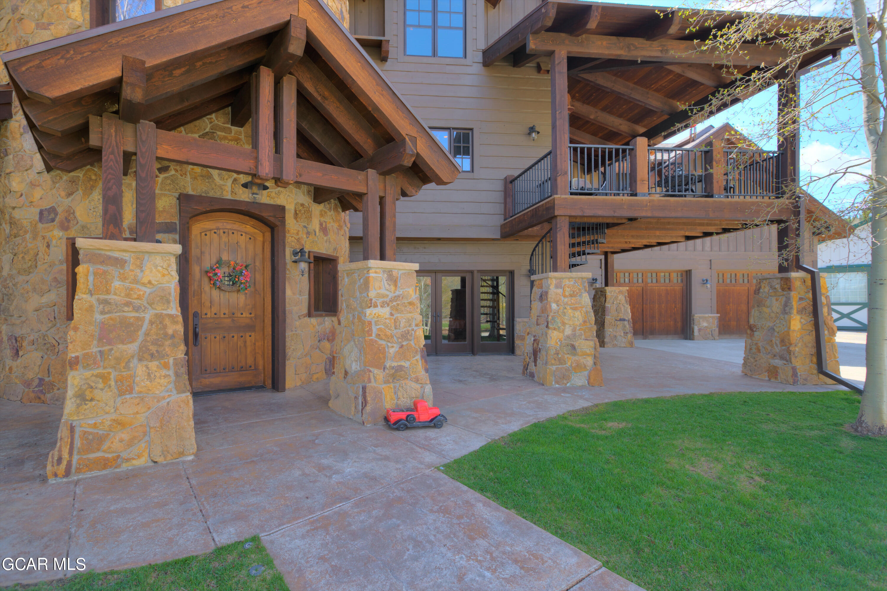 180 GCR 52 Granby CO 80446