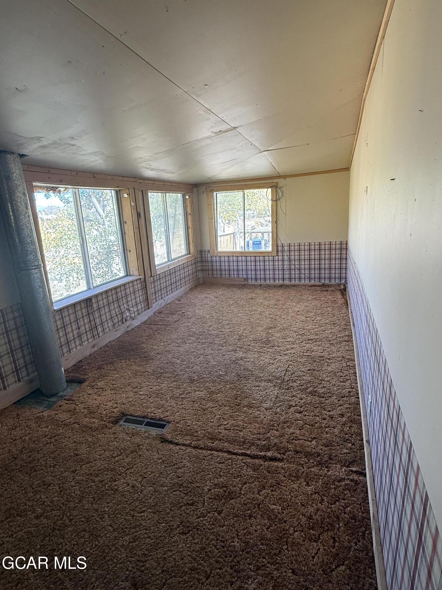 604 Park Street Hot Sulphur Springs CO 80451