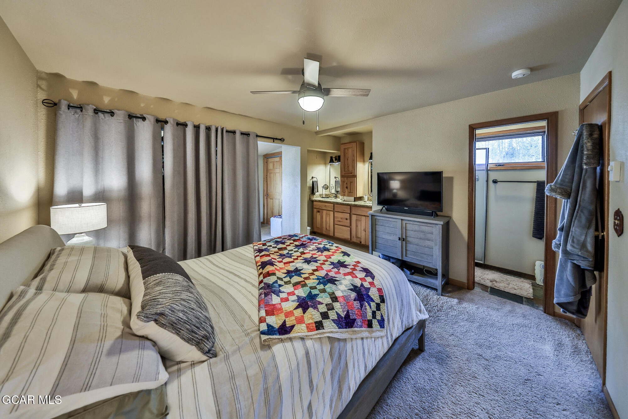 73 GCR 4945 Grand Lake CO 80447