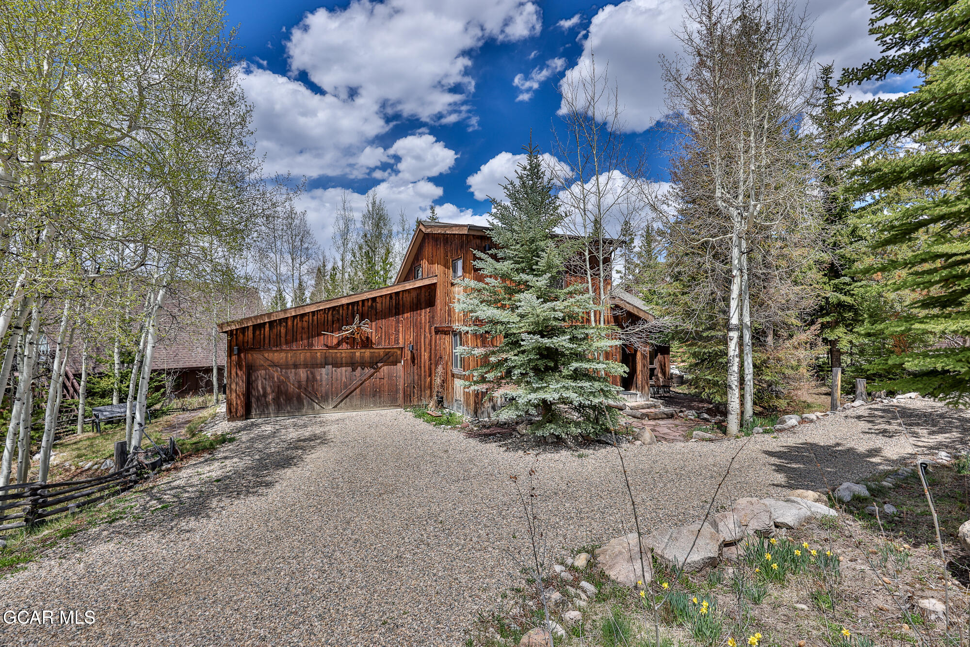 73 GCR 4945 Grand Lake CO 80447