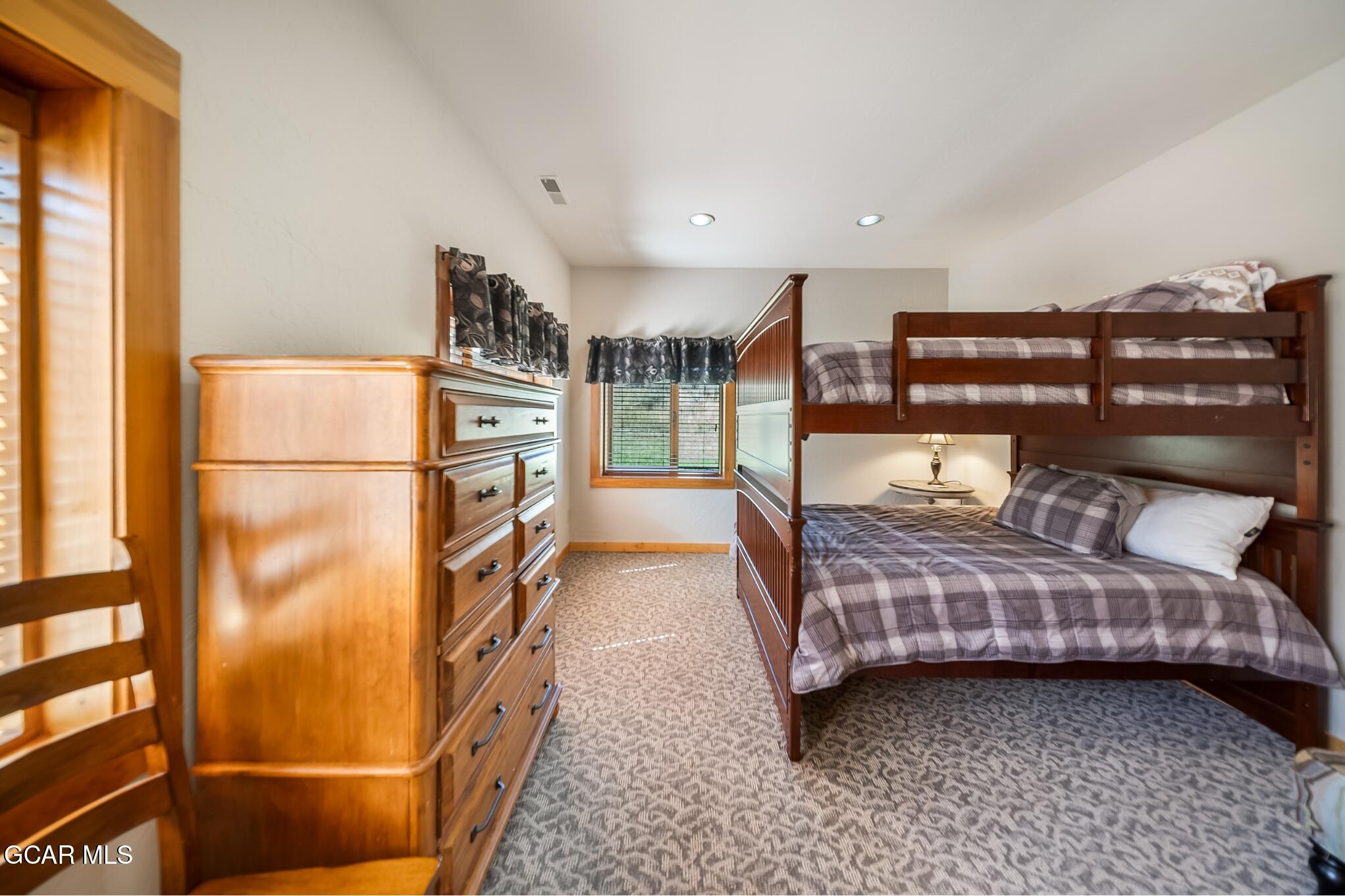 74 GCR 895 Granby CO 80446