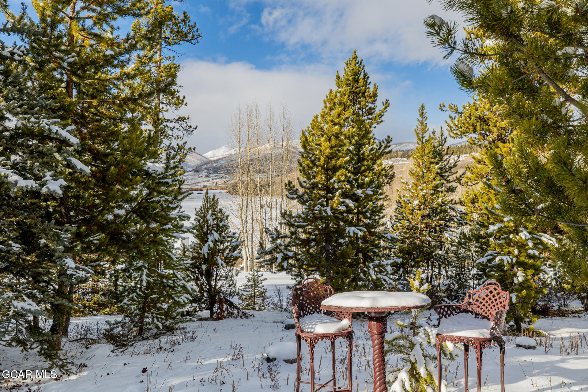 37 GCR 4482 Grand Lake CO 80447