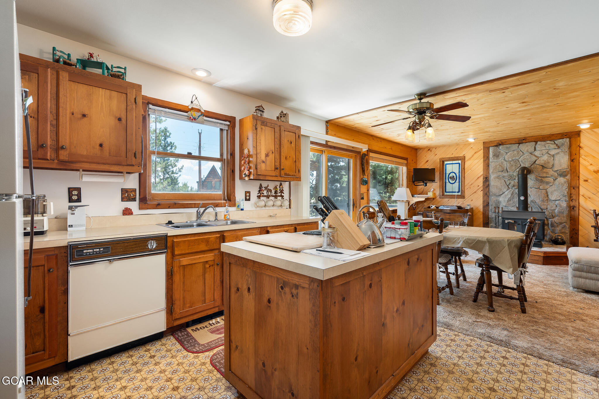 411 Kinnikinnick Road Grand Lake CO 80447