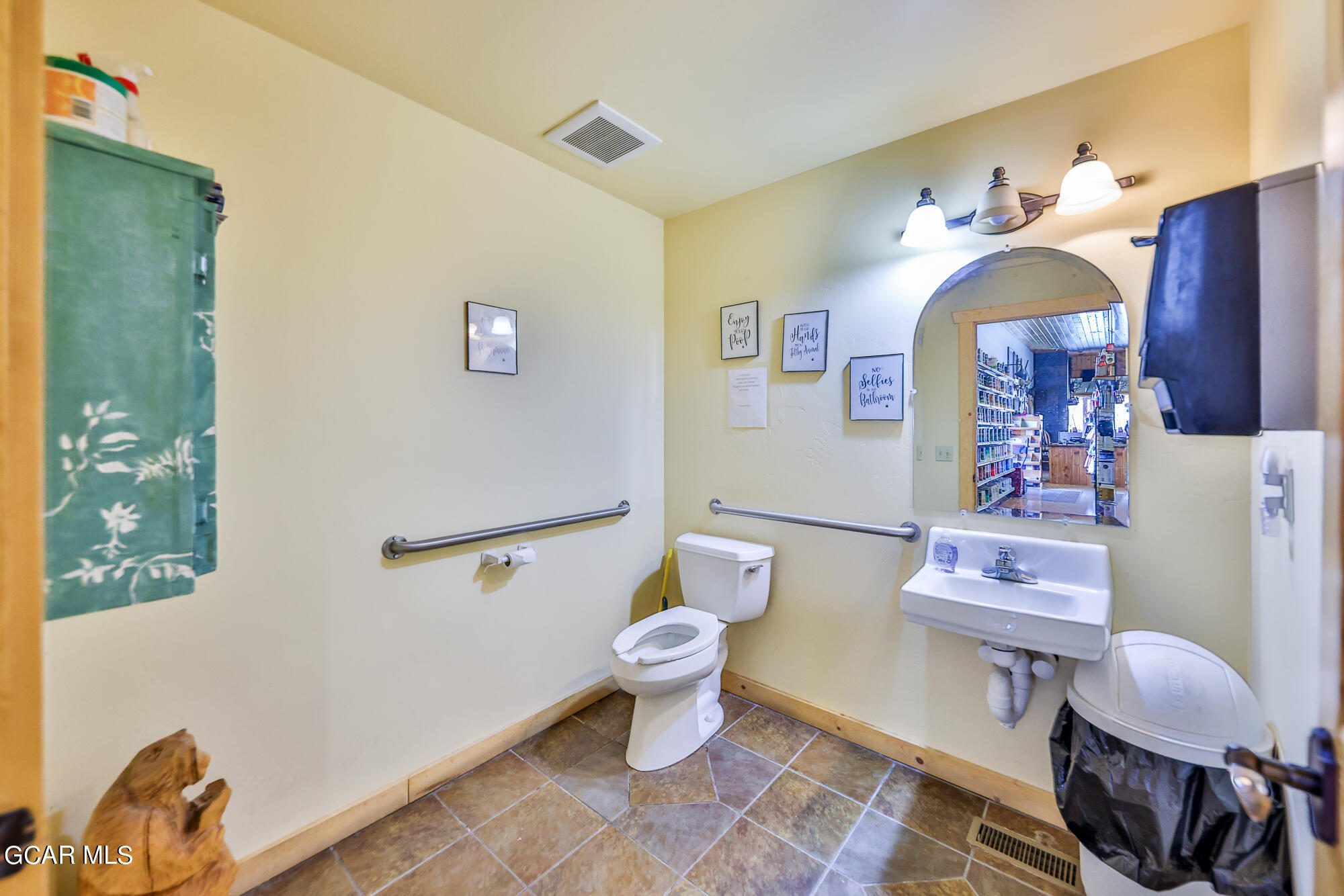 700 Grand Avenue Grand Lake CO 80447