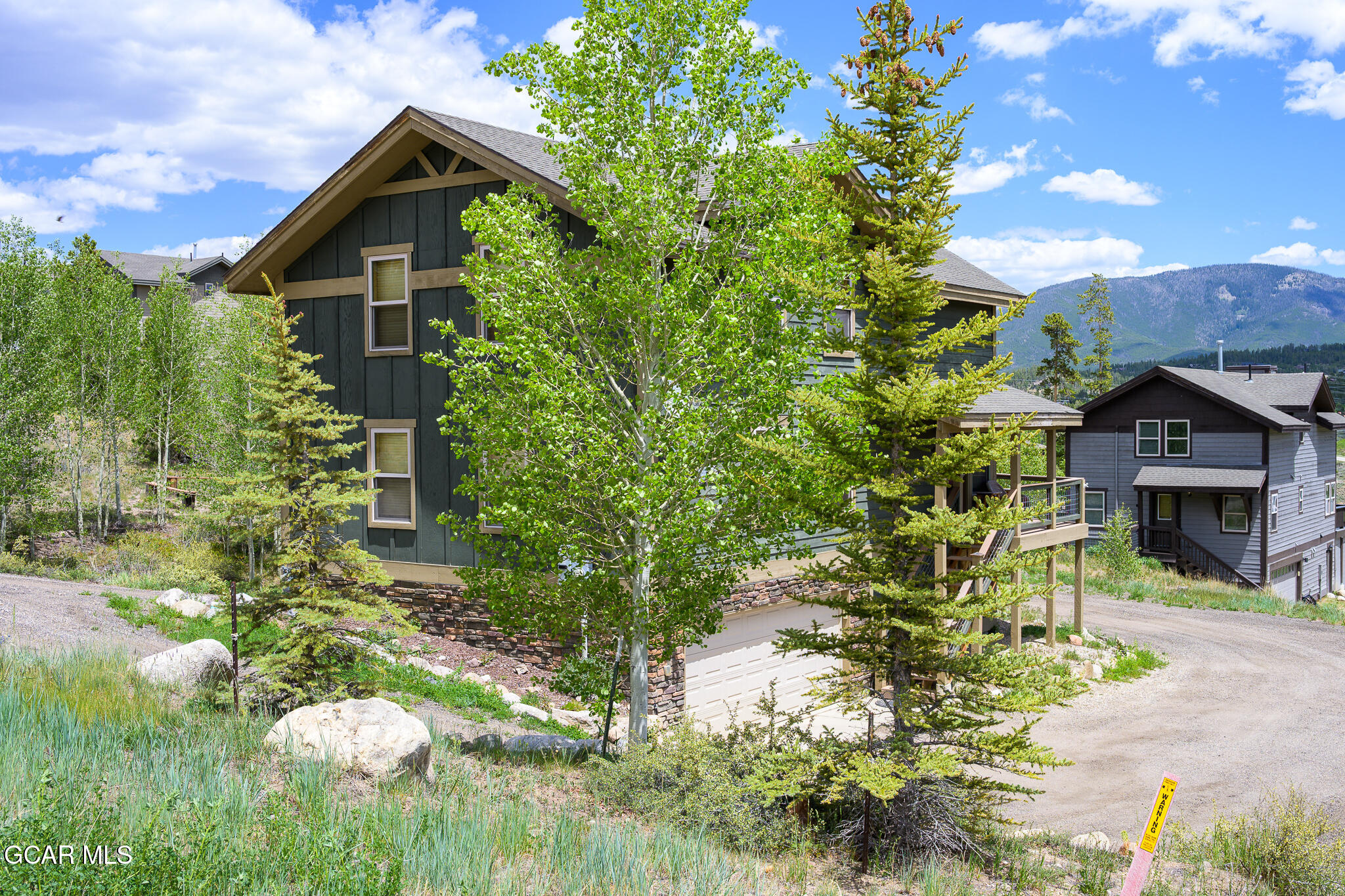 126 GCR 4037 Grand Lake CO 80447