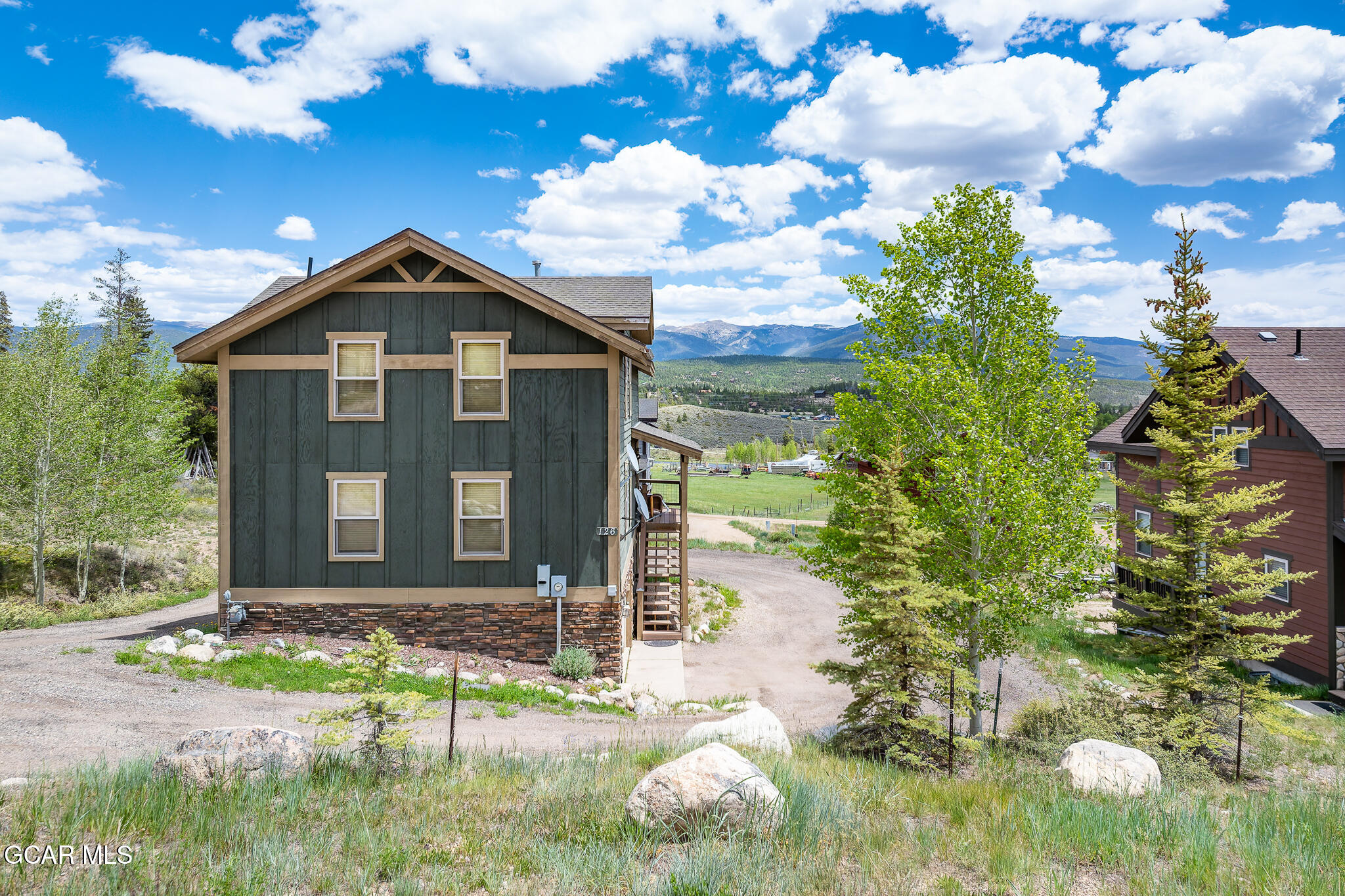 126 GCR 4037 Grand Lake CO 80447
