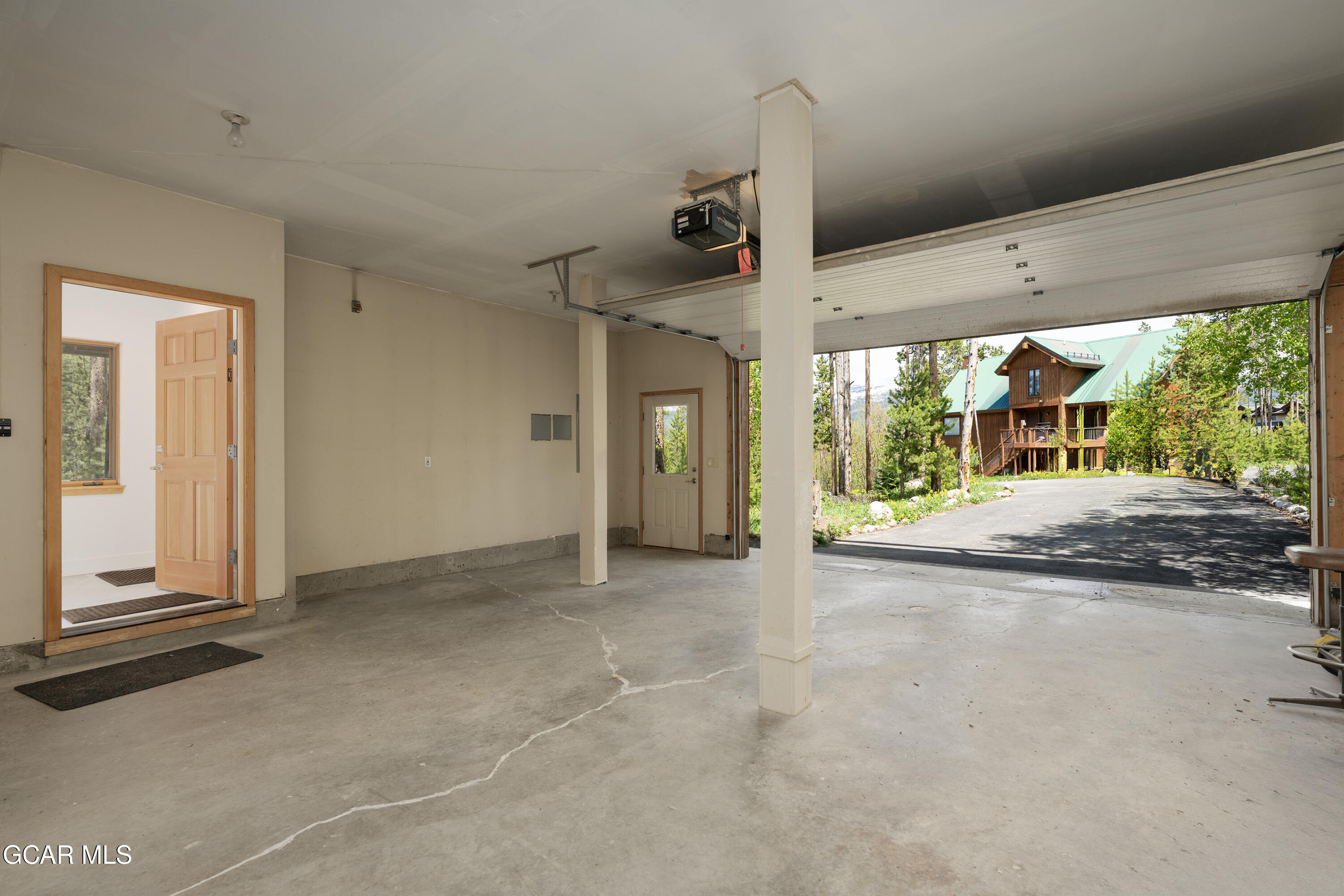 452 GCR 835 Fraser CO 80442