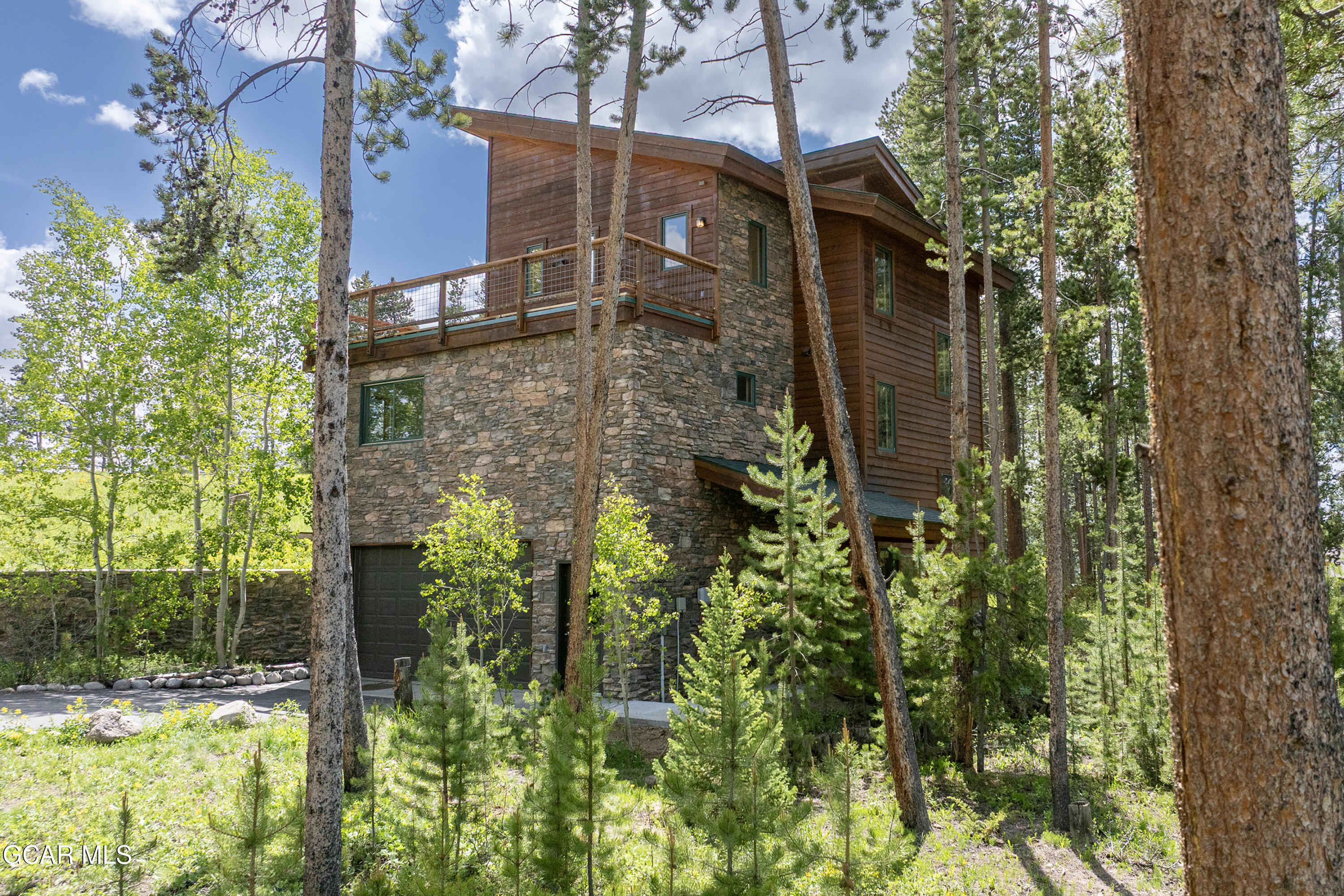 452 GCR 835 Fraser CO 80442