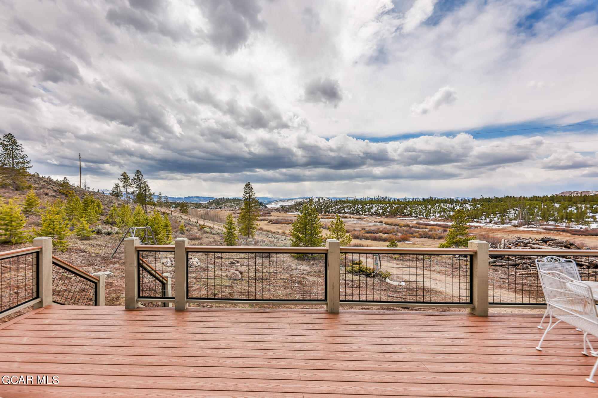 661 GCR 452 Grand Lake CO 80447